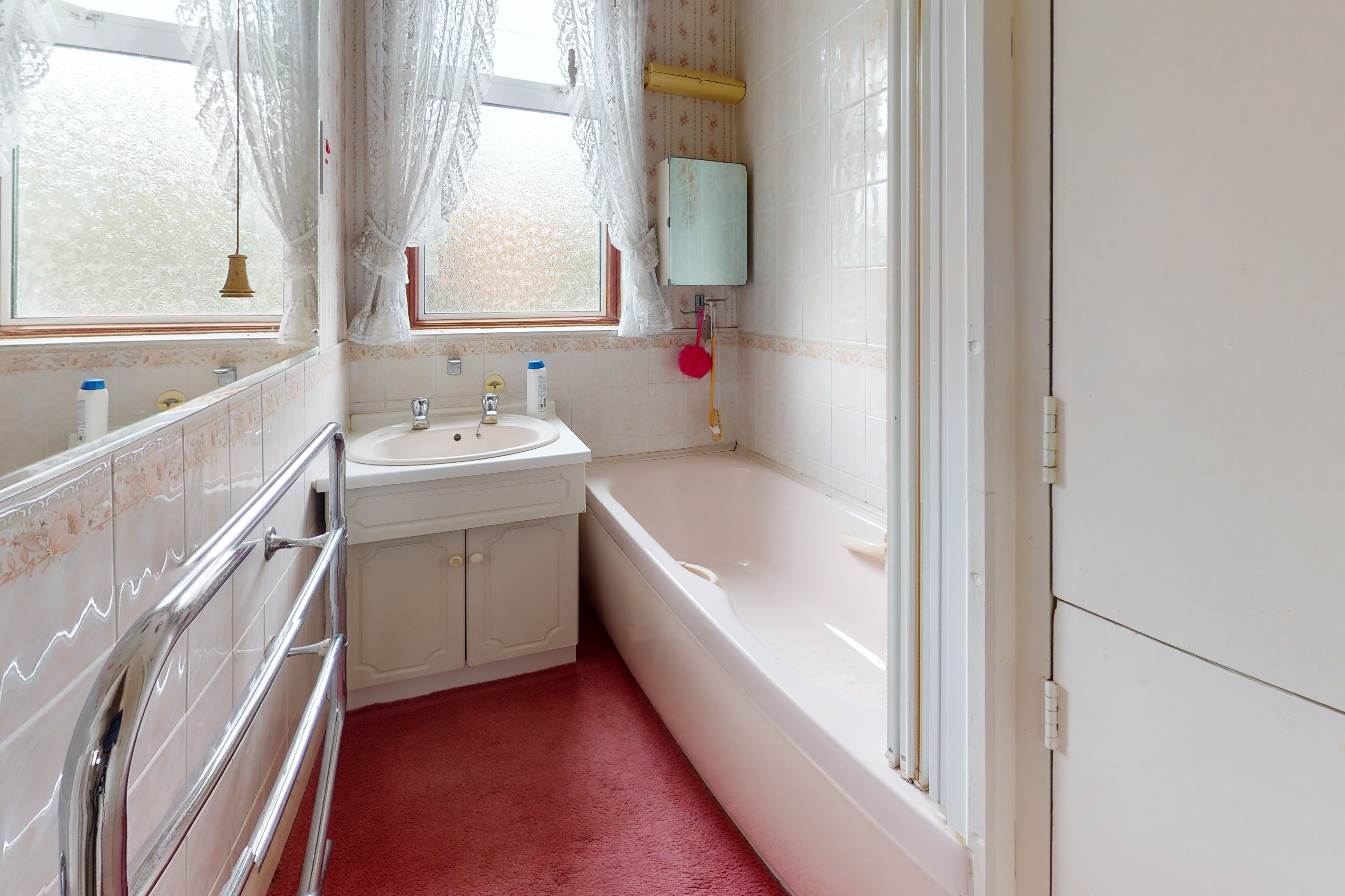 23 Edgehill Road, Mitcham, Surrey CR4 2HY
