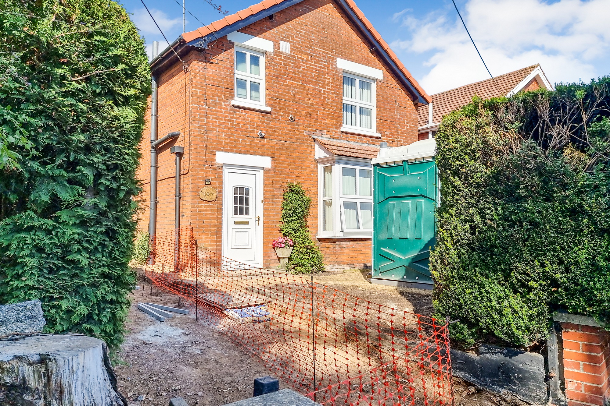 100 Charlton Road, Andover, Hampshire SP10 3JY