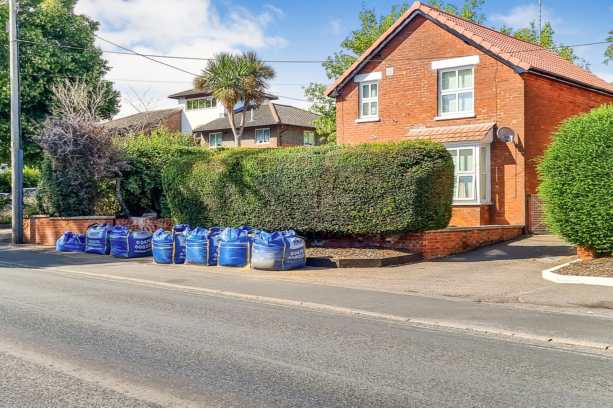 100 Charlton Road, Andover, Hampshire SP10 3JY