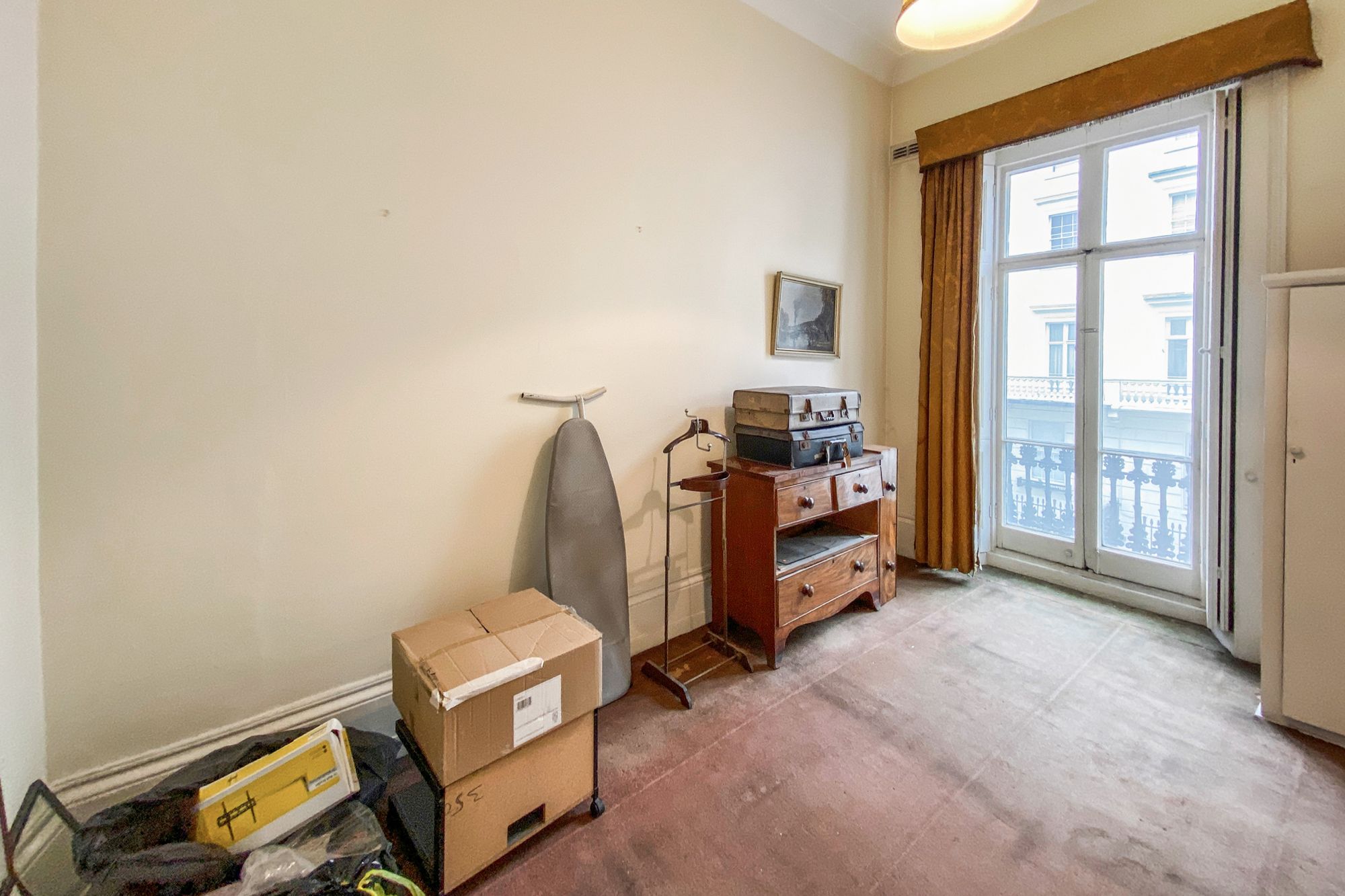 Flat 5, 15 Chesham Street, Belgravia, London SW1X 8ND
