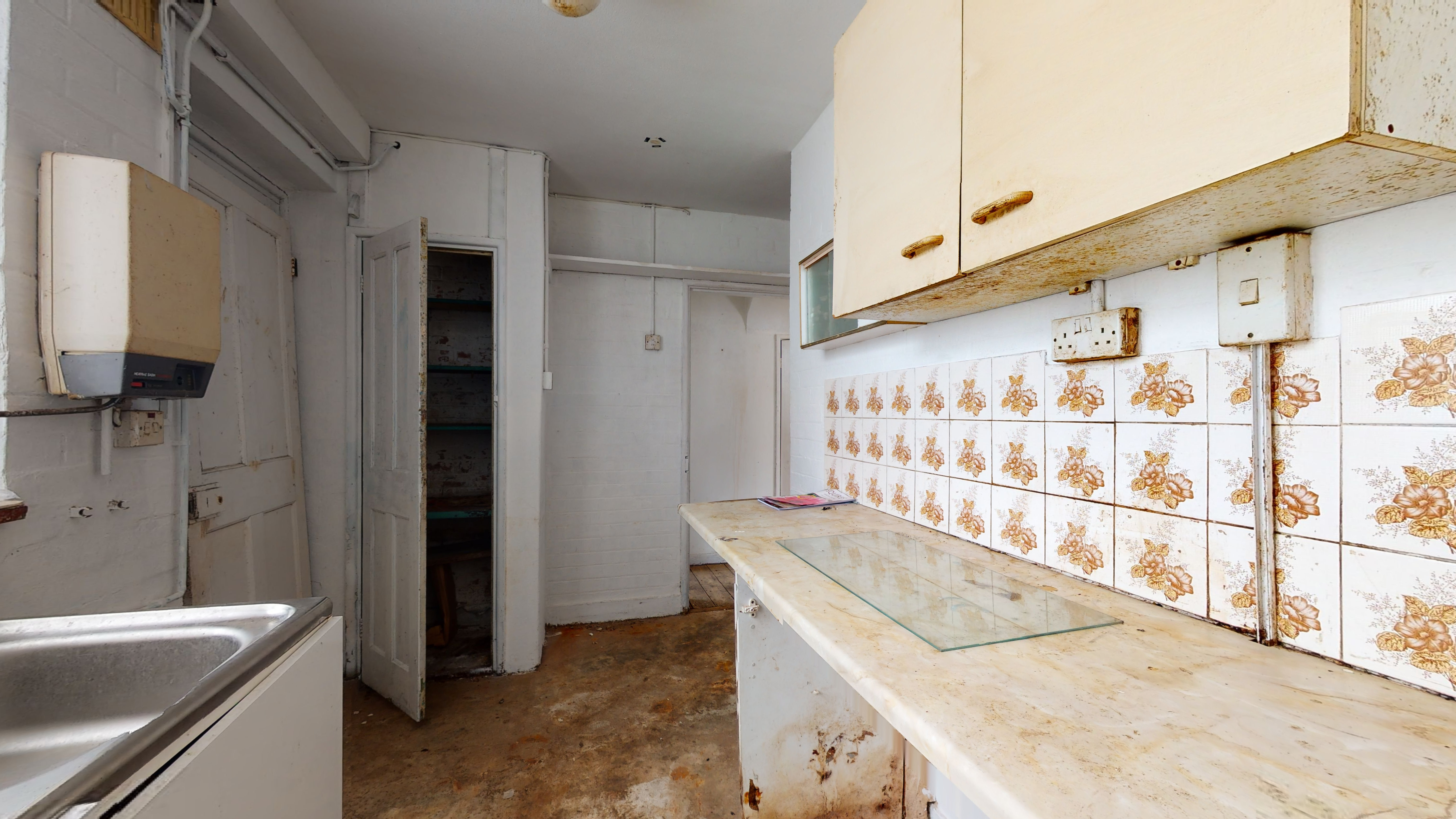 66 Warneford Road, Kenton, Harrow, Middlesex, HA3 9HY
