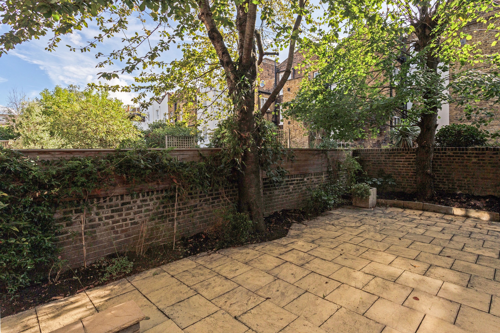 46 Redcliffe Road, Chelsea, London, SW10 9NJ
