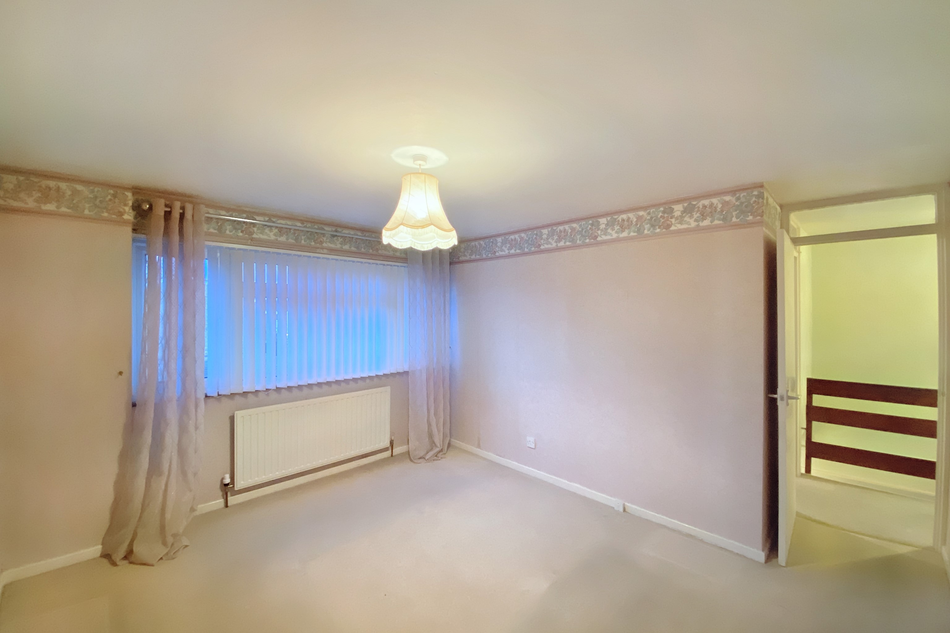 129 Heaton Avenue, Romford, Essex, RM3 7HL