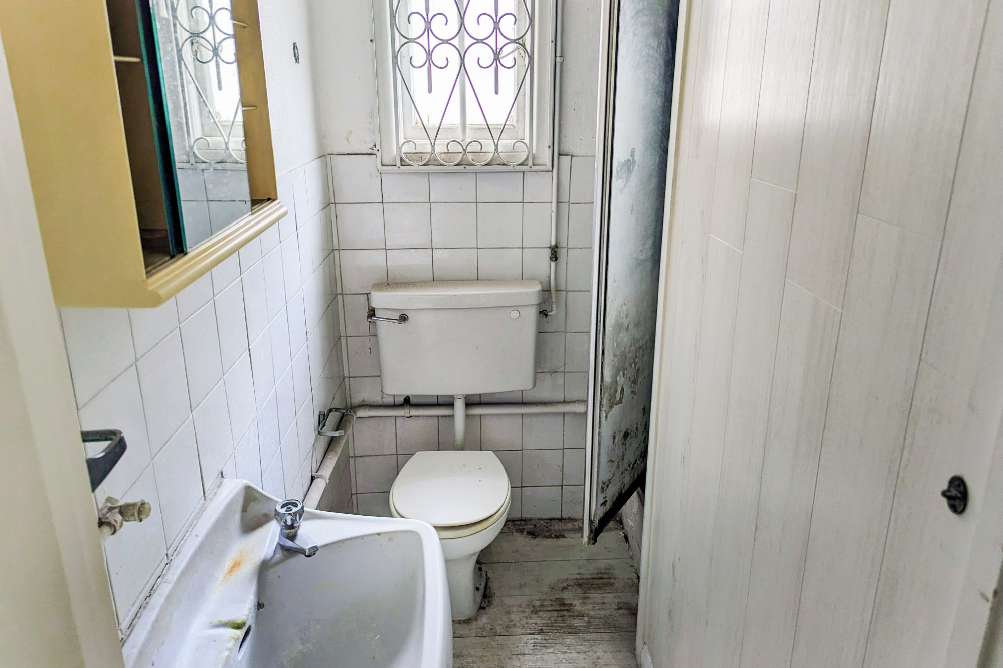 Upper Maisonette 50 Pembroke Road, Kensington, London, W8 6NX