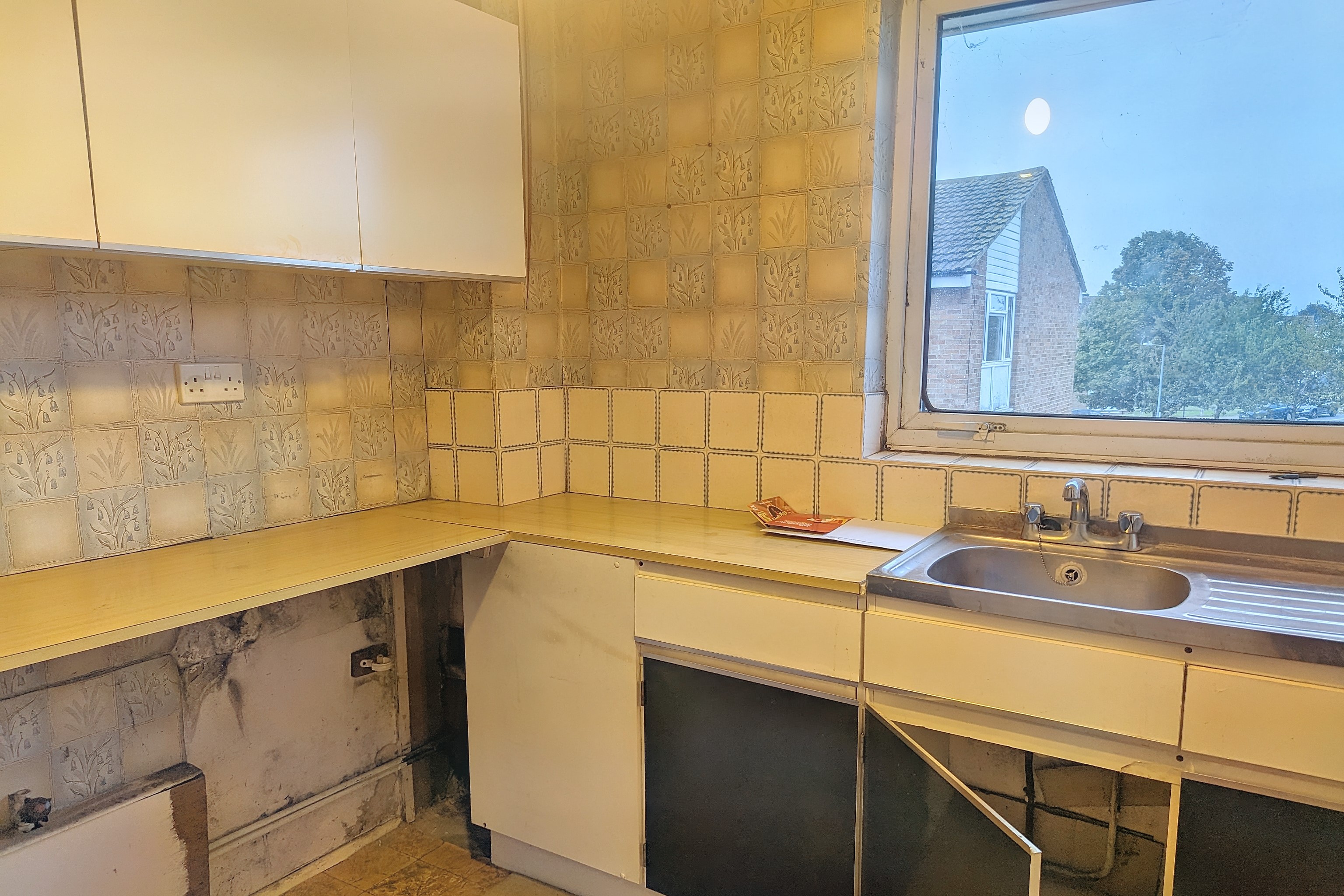 33 Colne Court, Tilbury, Essex, RM18 8RE