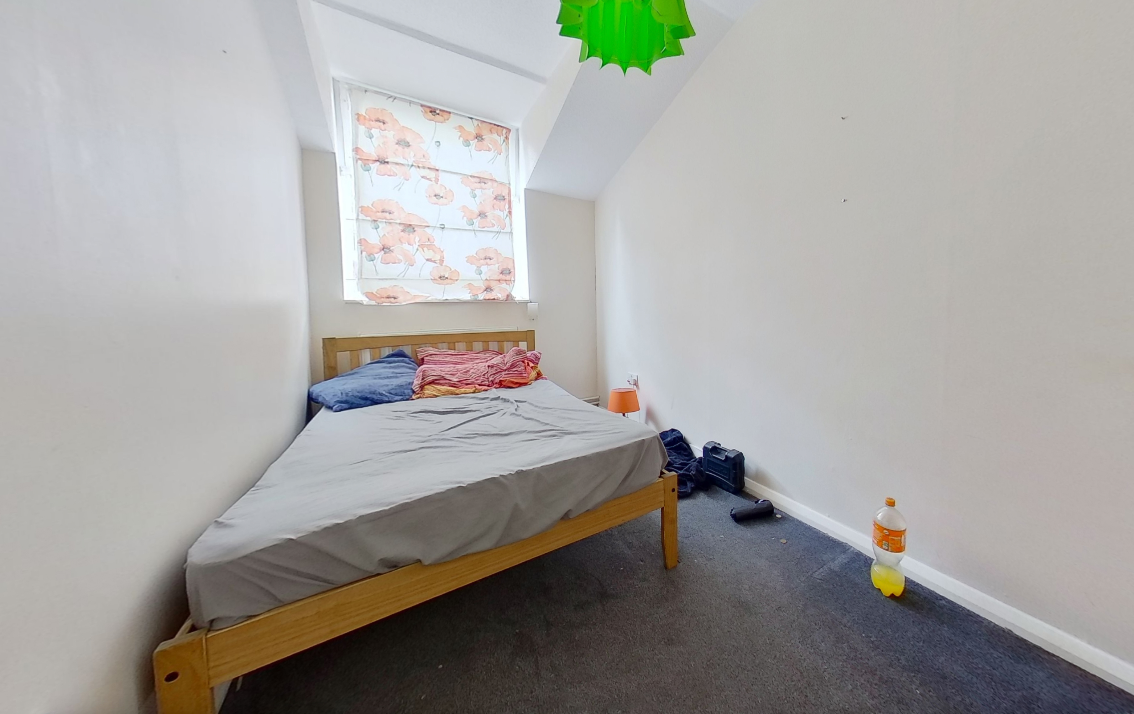 Royal Oak, 250 St Johns Way, Archway, London N19 3RJ