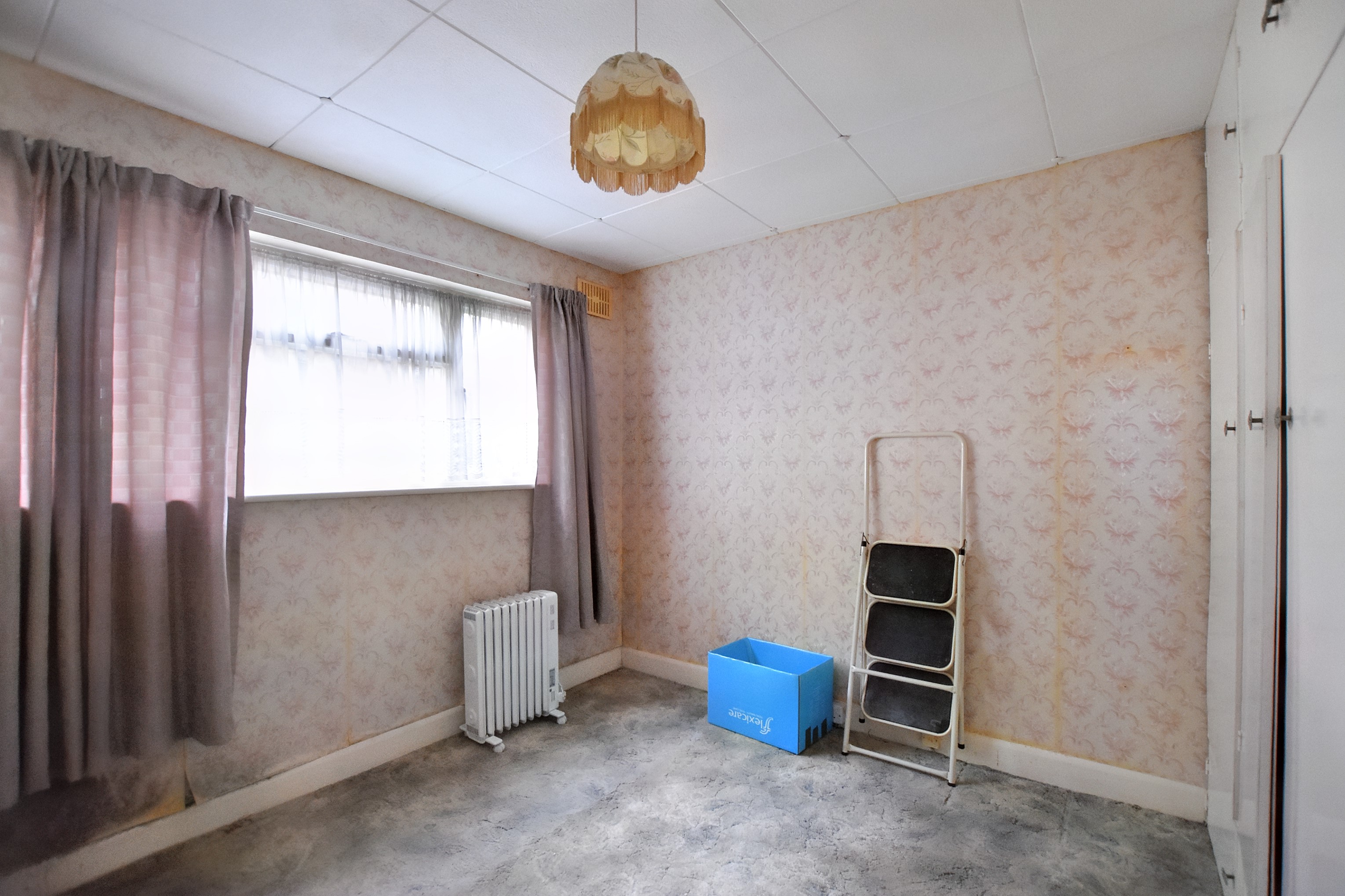 53 Meadowview Road, Catford, London, SE6 3NL