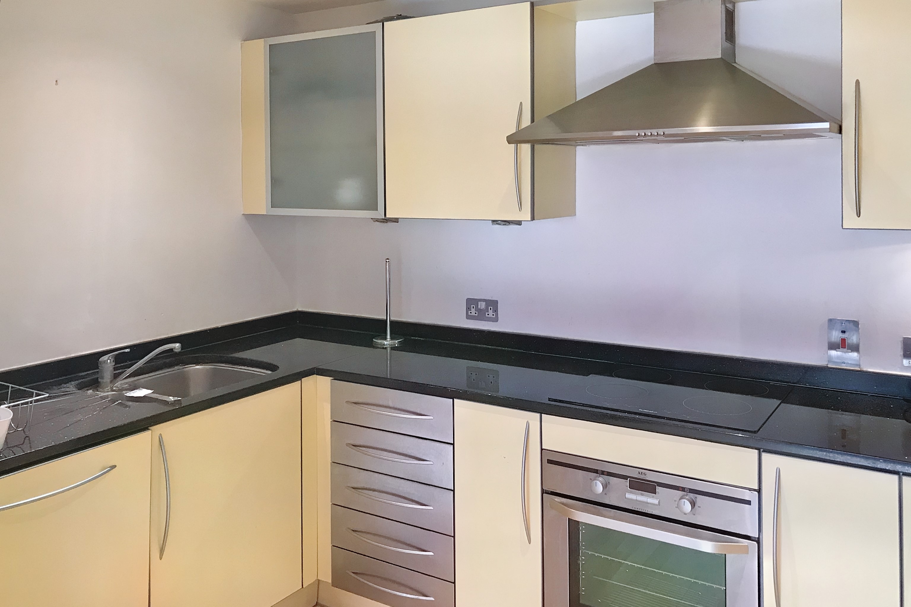 Flat 7, St. Nicholas Court, Ipswich, Suffolk, IP1 1TG