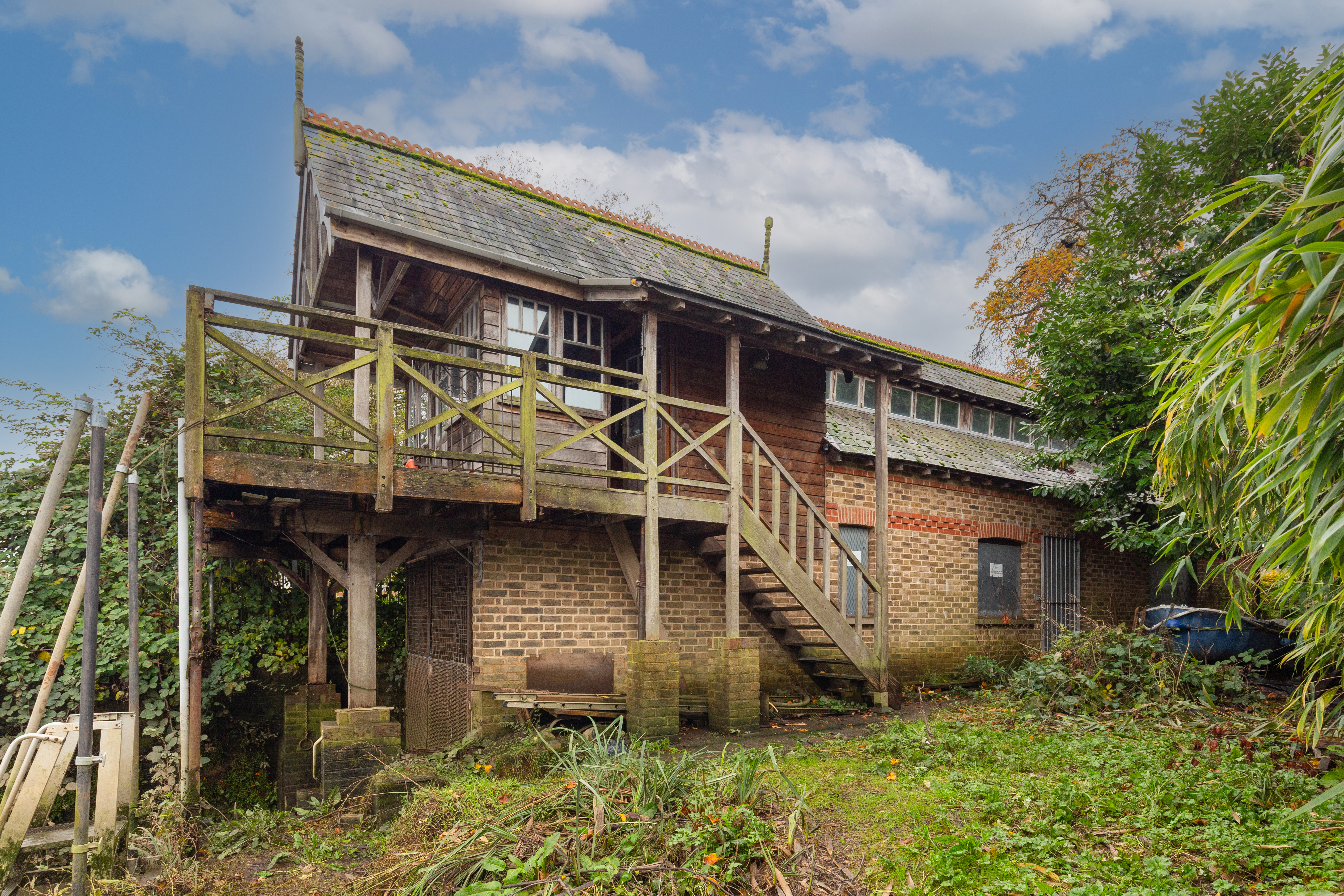 Aldous Boathouse, 20a Manor Road, Teddington, TW11 8BG