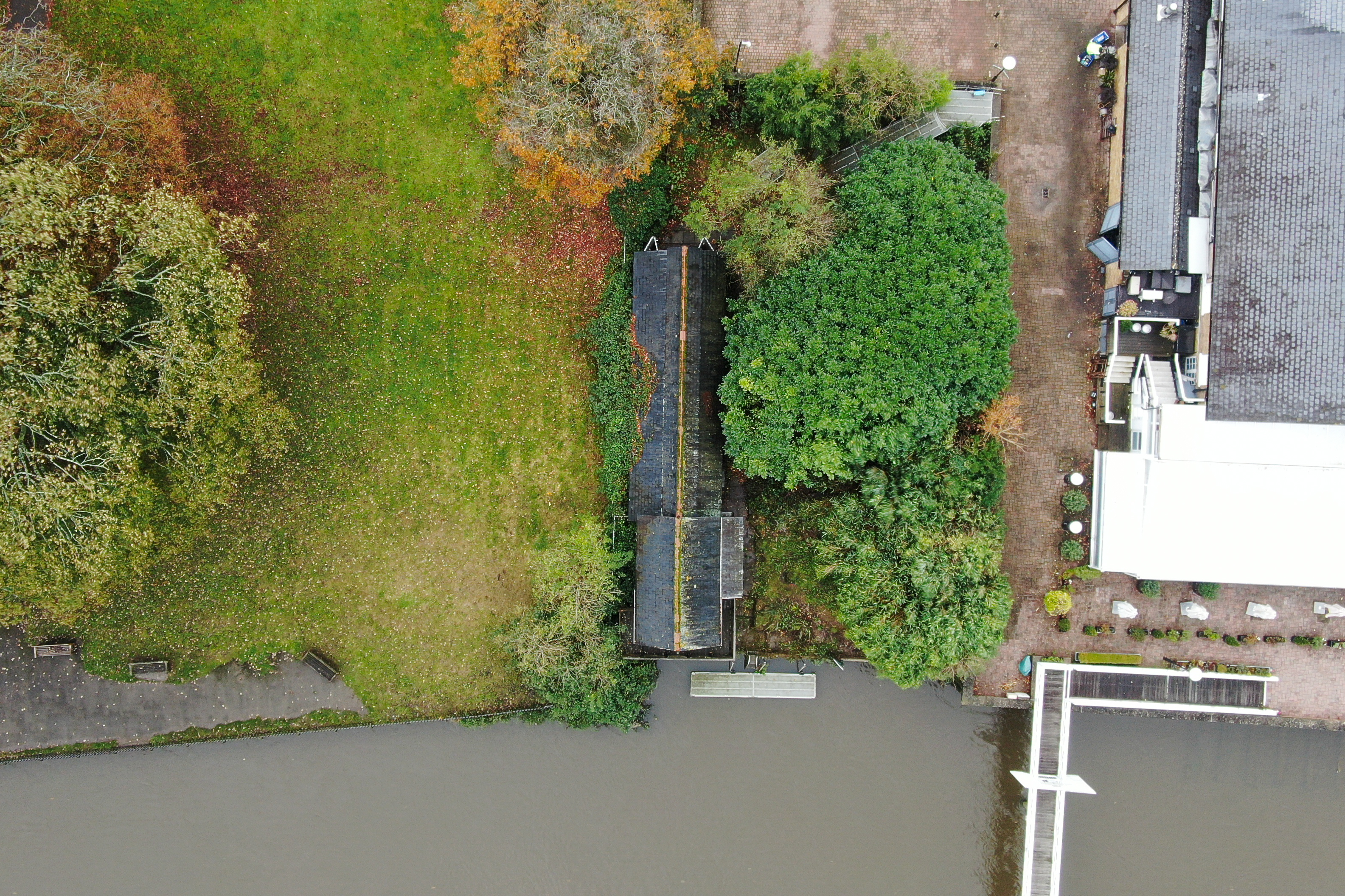Aldous Boathouse, 20a Manor Road, Teddington, TW11 8BG