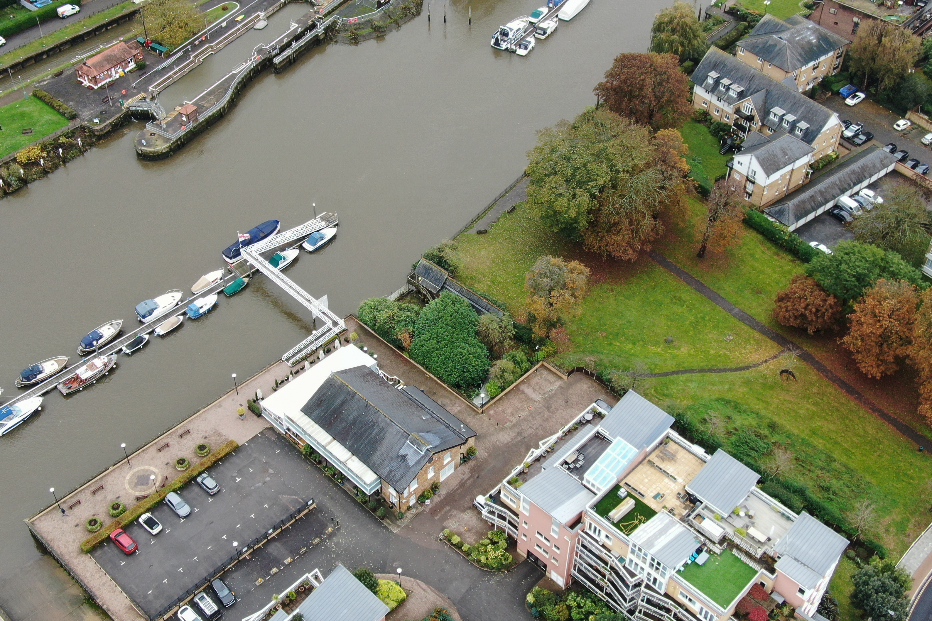 Aldous Boathouse, 20a Manor Road, Teddington, TW11 8BG