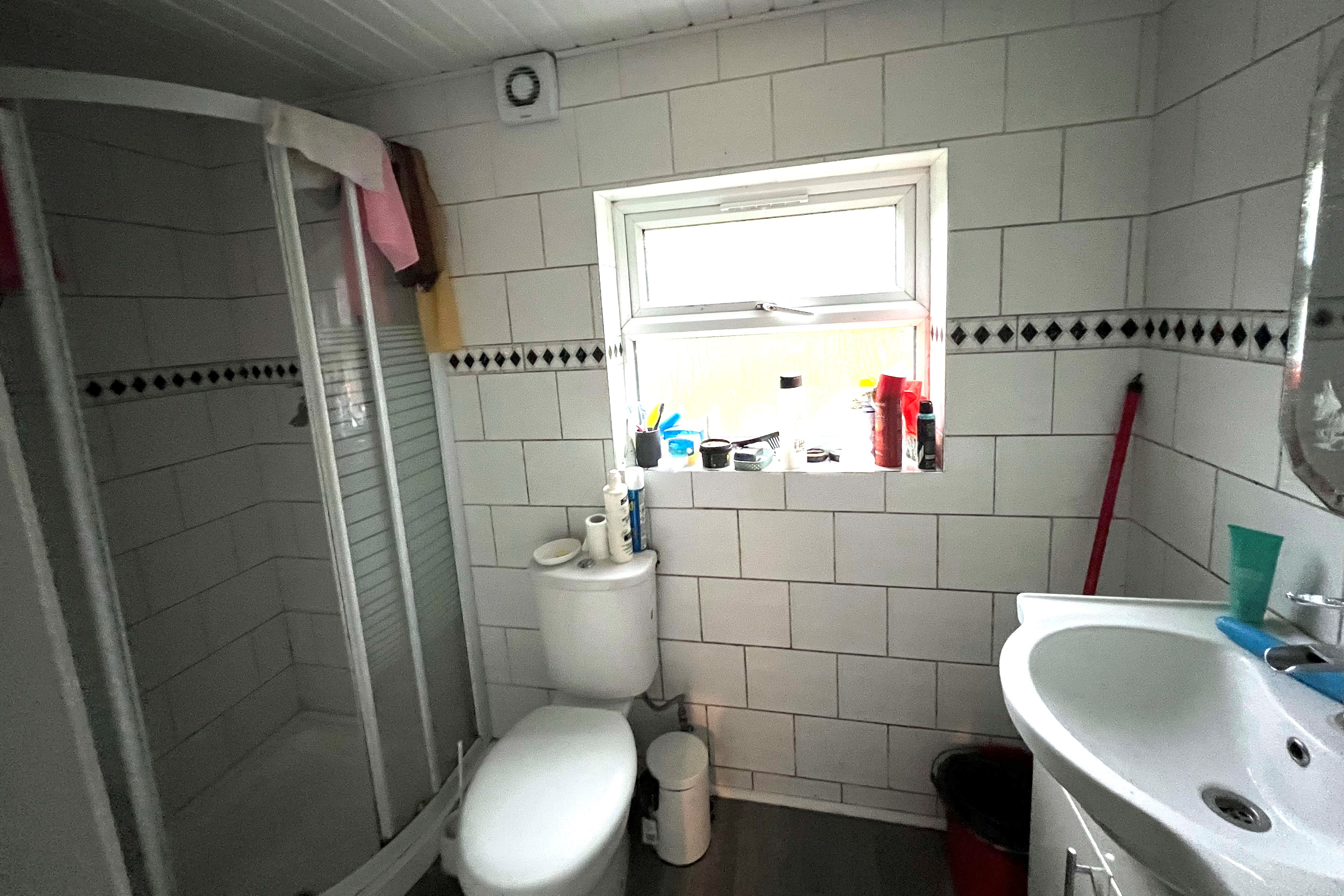 95 & 95A Marsh Road, Pinner, Middlesex, HA5 5PA