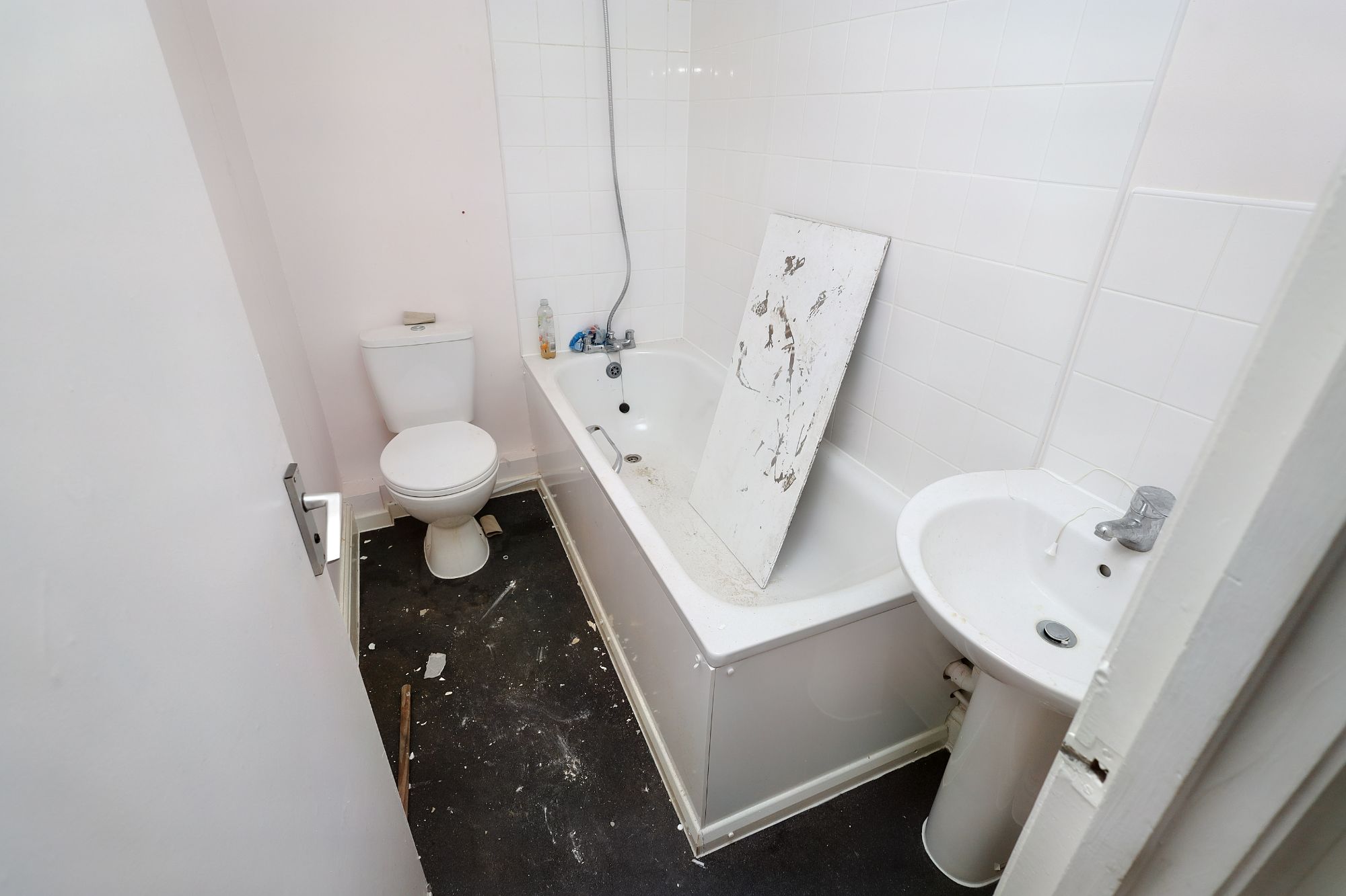 177D Kilburn Park Road, Kilburn, London, NW6 5LG