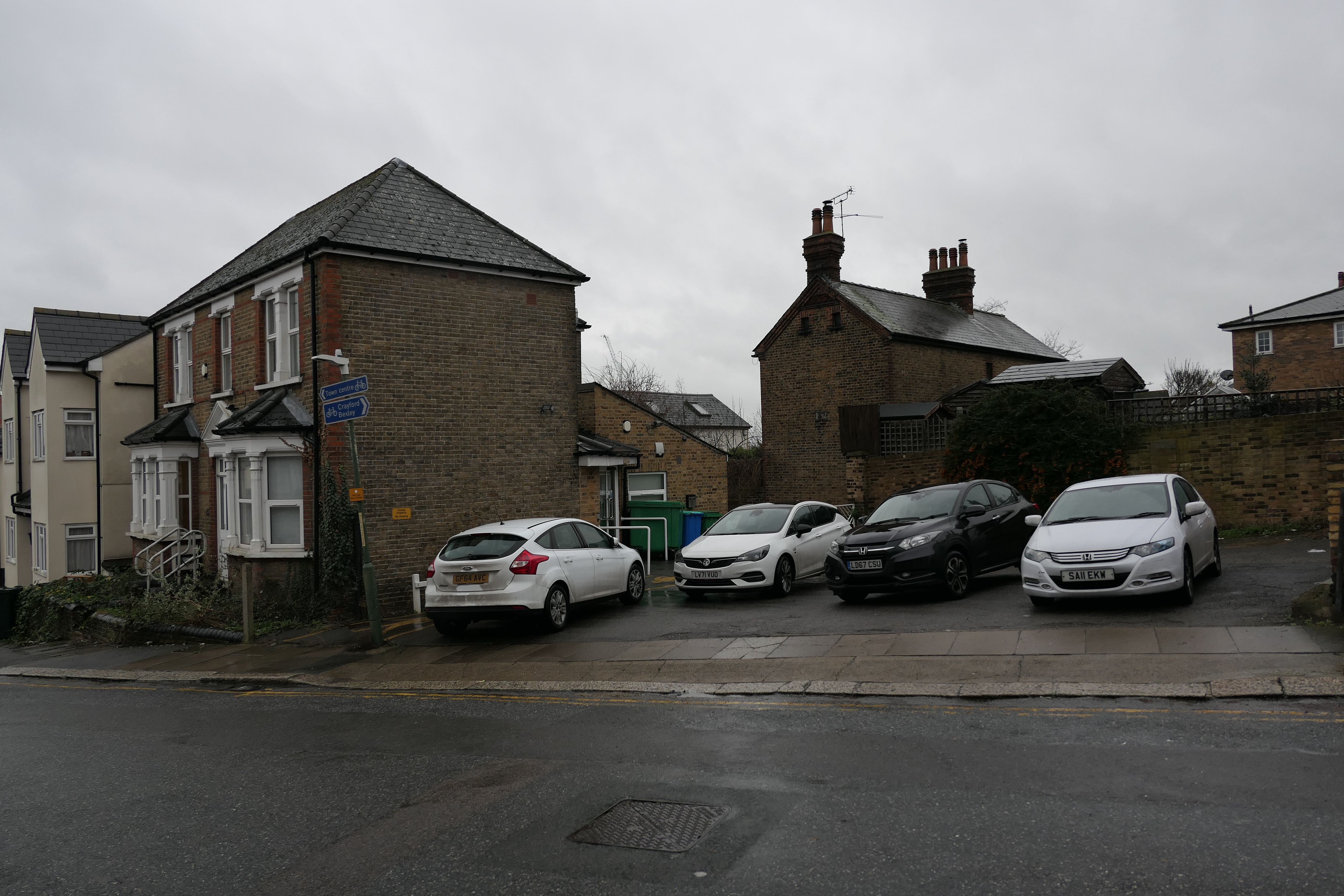 2 Essex Road, Dartford, Kent, DA1 2AU
