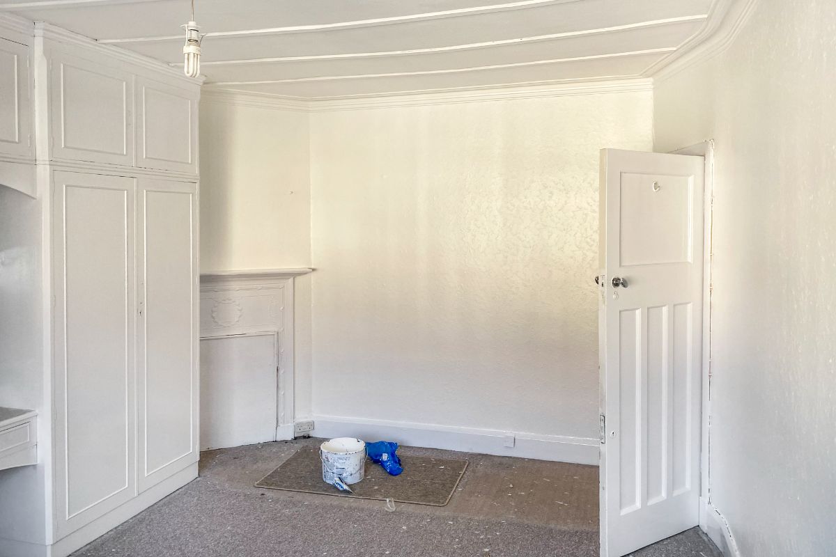 9 Alyth Gardens, Temple Fortune, London NW11 7EN 