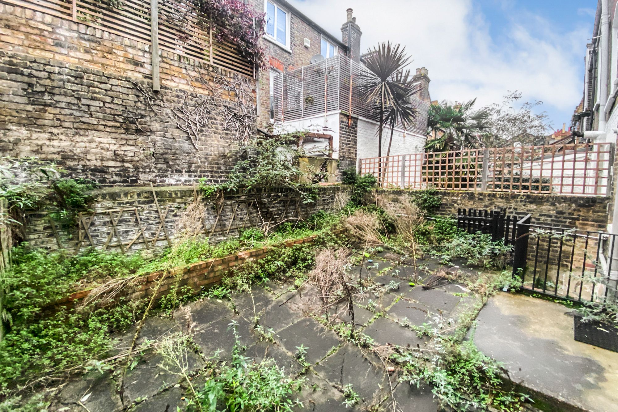 13A & 13B Thirsk Road, Battersea, London, SW11 5SU 