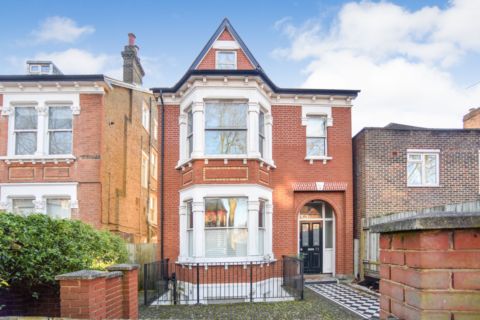 Flat 1, 71 Mount Nod, Streatham, London, SW16 2LP