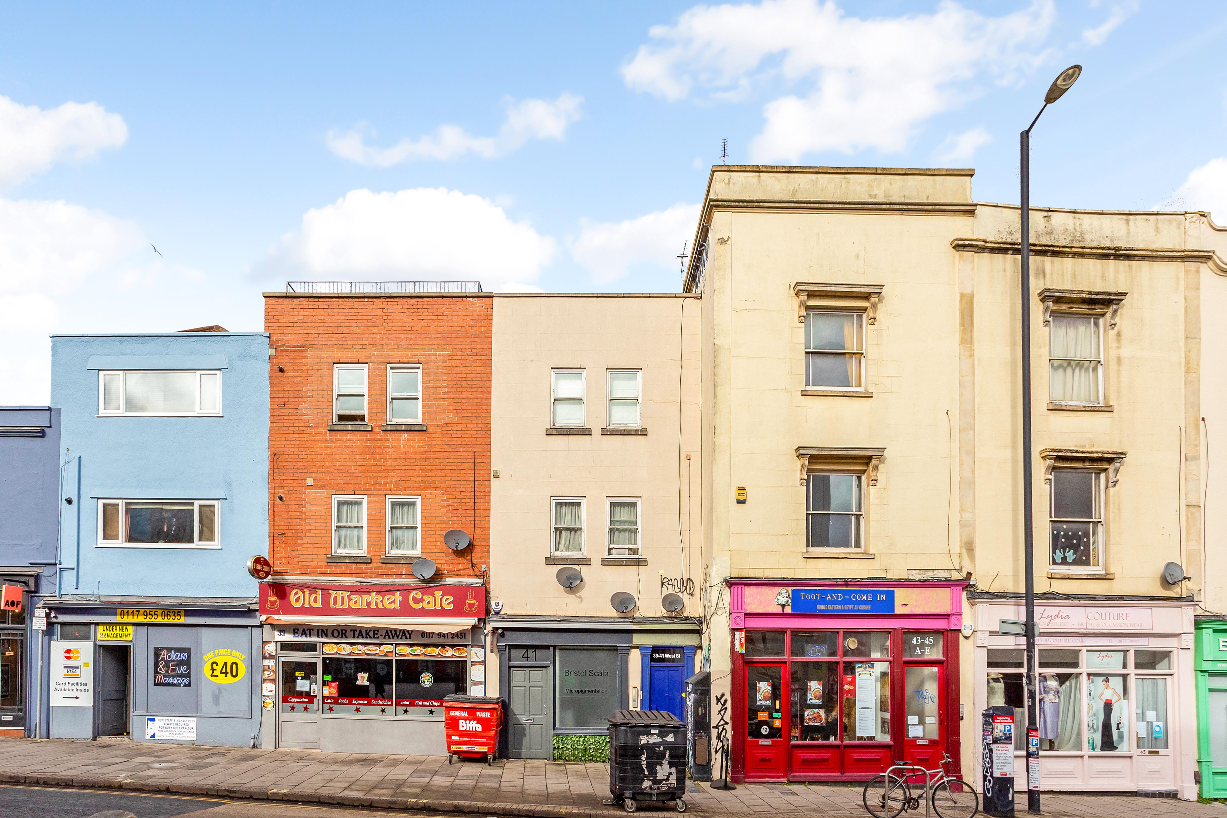 Flat 3, 39-41 West Street, St. Philips, Bristol, BS2 0BZ