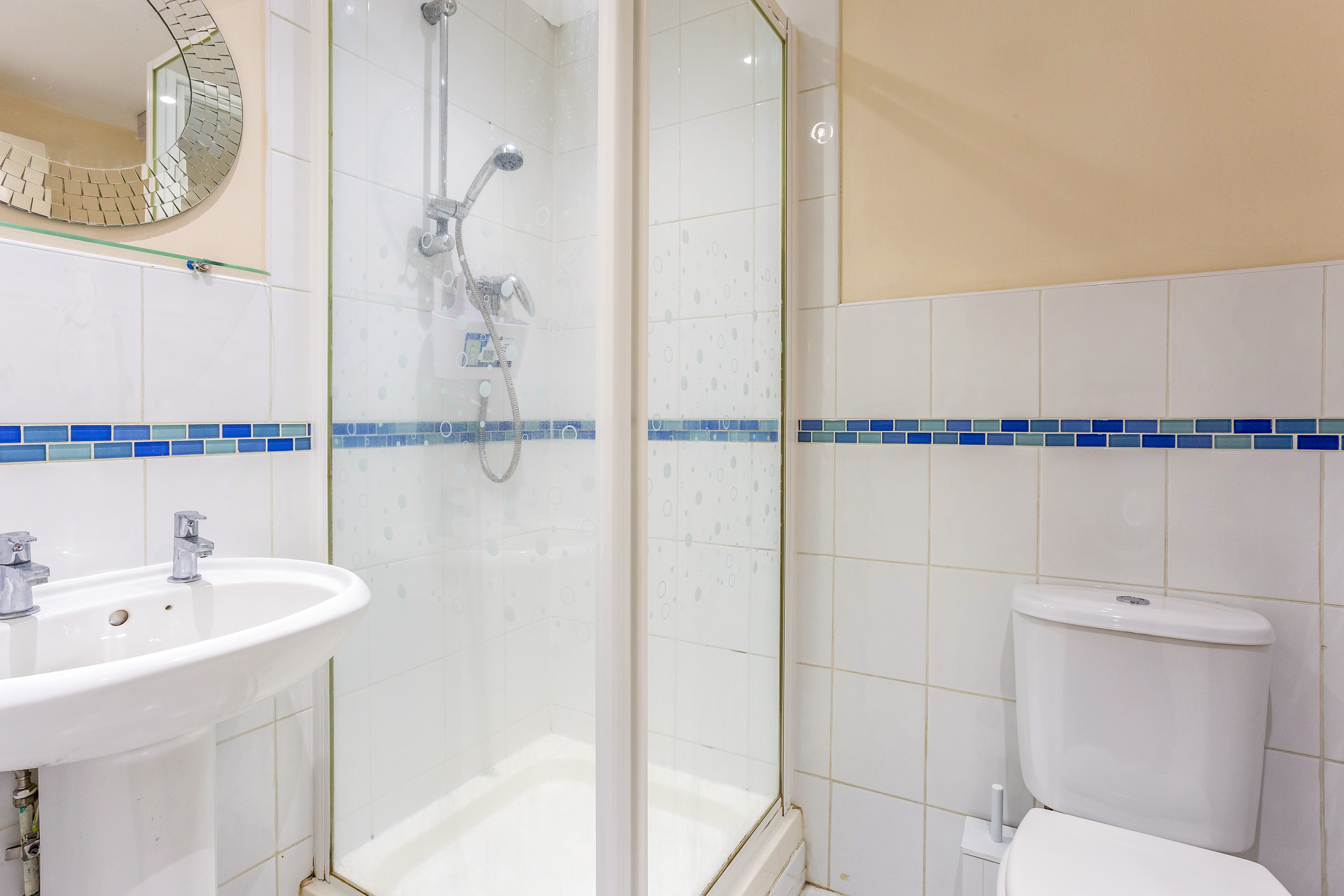 Flat 3, 39-41 West Street, St. Philips, Bristol, BS2 0BZ