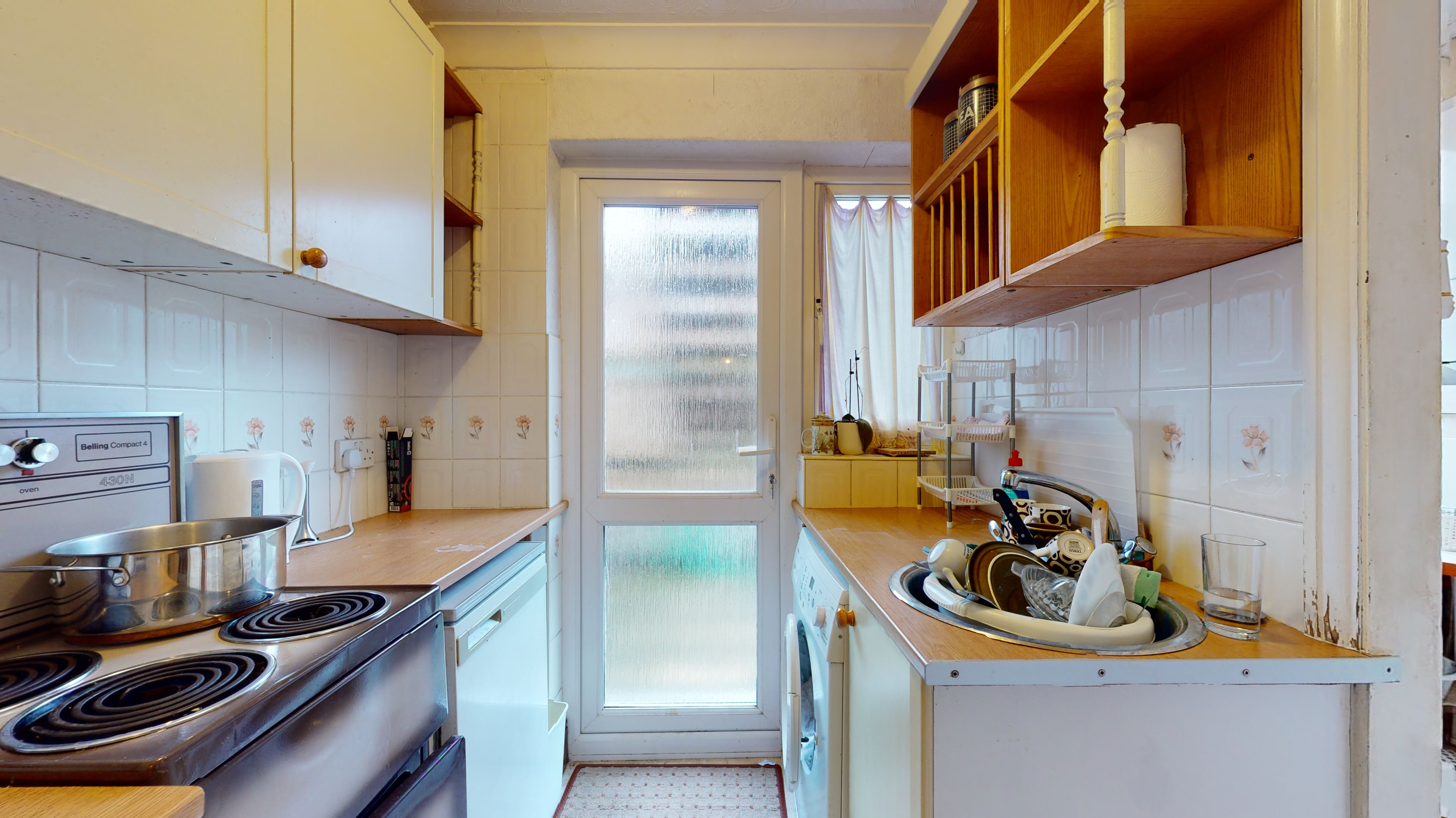 36 Dinton Road, Colliers Wood, London, SW19 2AP