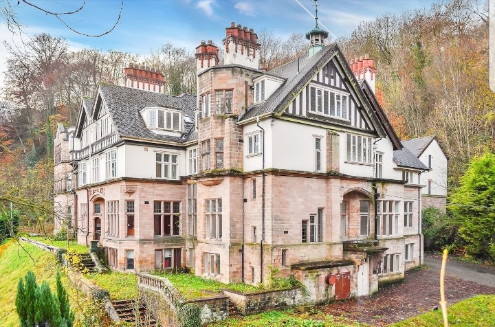 Cromford Court, Mansion House, 2 Derby Road, Matlock Bath, Derbyshire, DE4 3PY