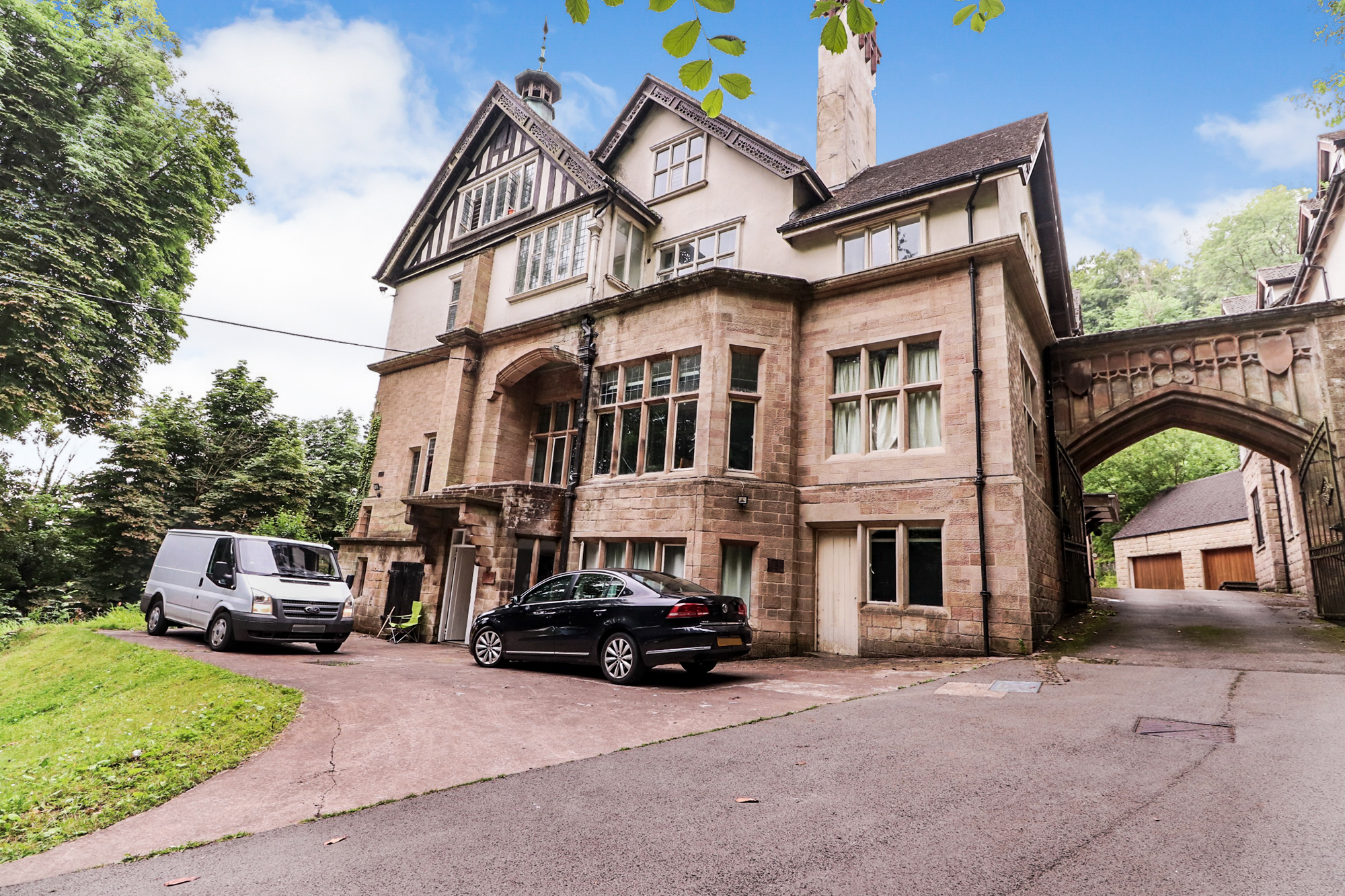 Cromford Court, Mansion House, 2 Derby Road, Matlock Bath, Derbyshire, DE4 3PY
