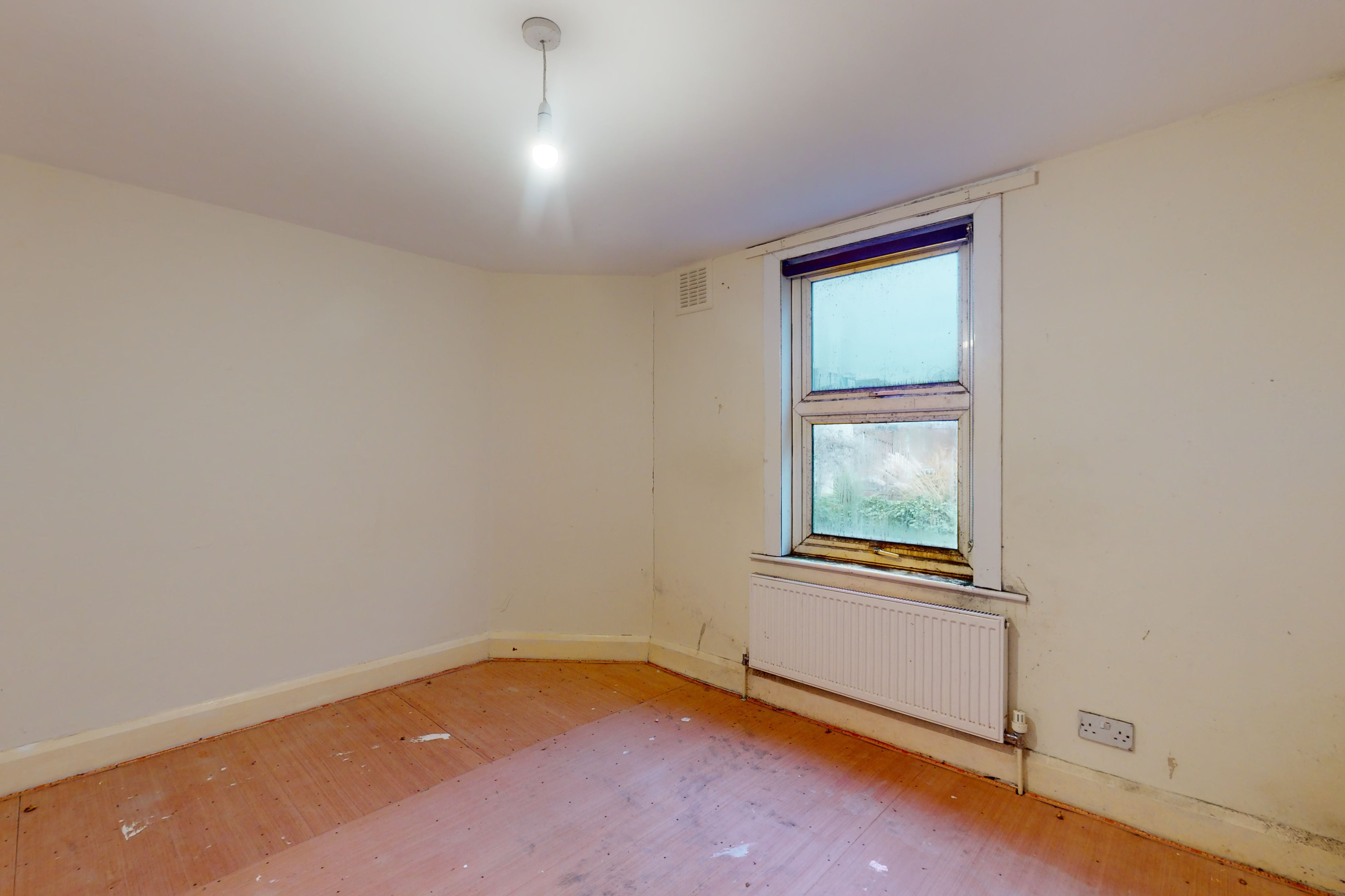240a Cavendish Road, Balham, London SW12 0BU