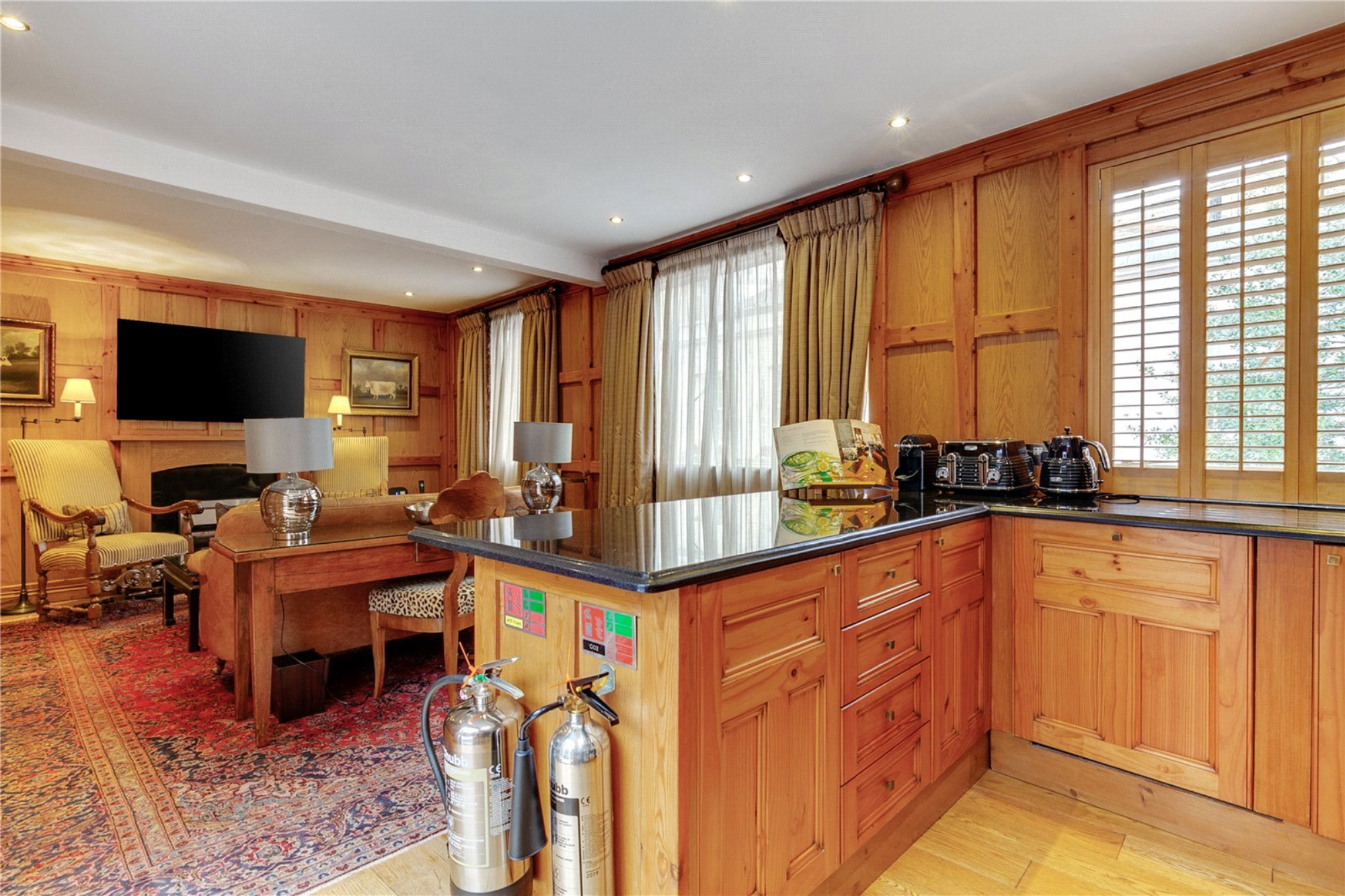 6 Buckingham Mews, Belgravia, London, SW1E 6NR