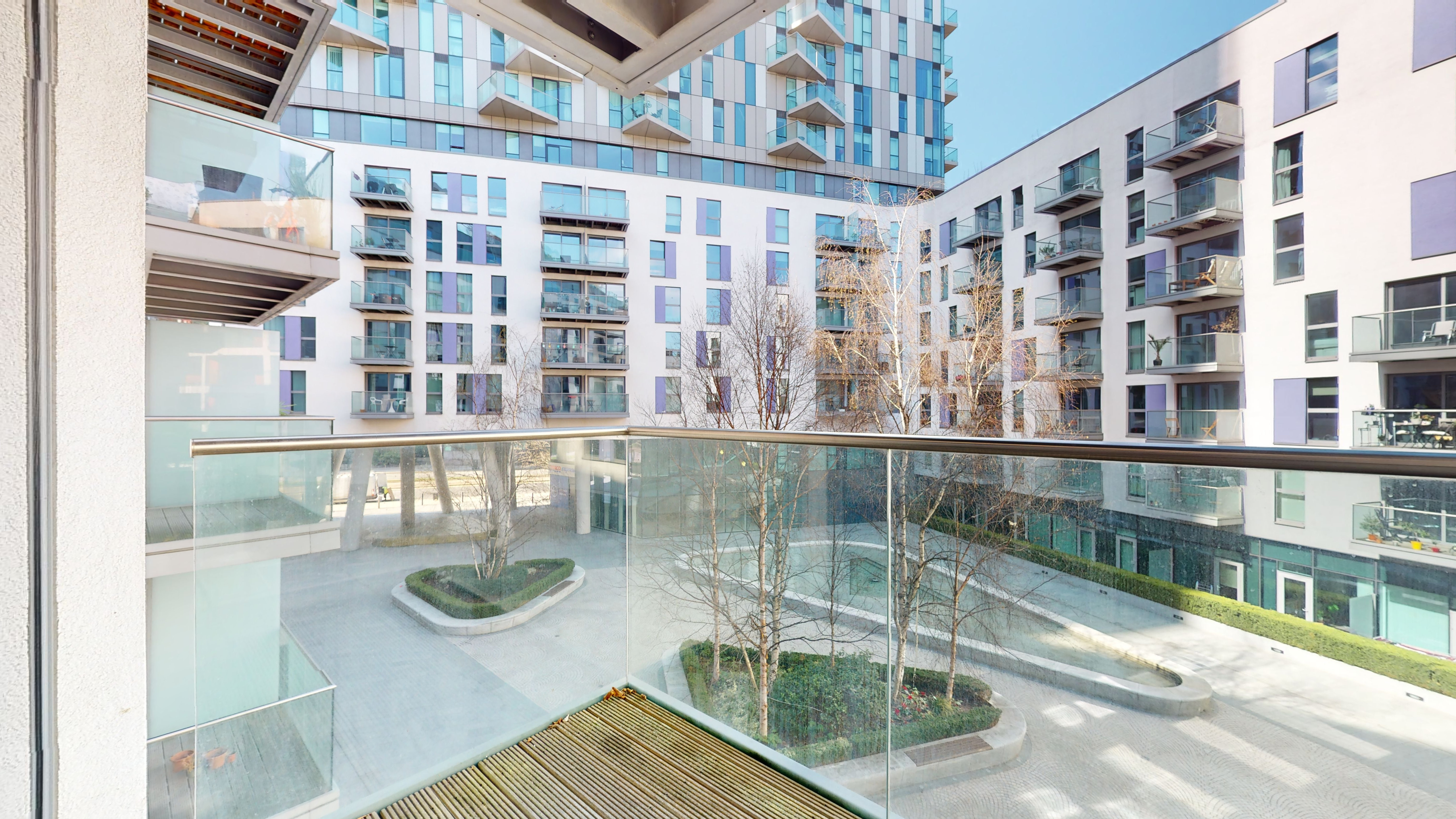 Flat 24 Keats Apartments, 6 Saffron Central Square, Croydon, CR0 2FT