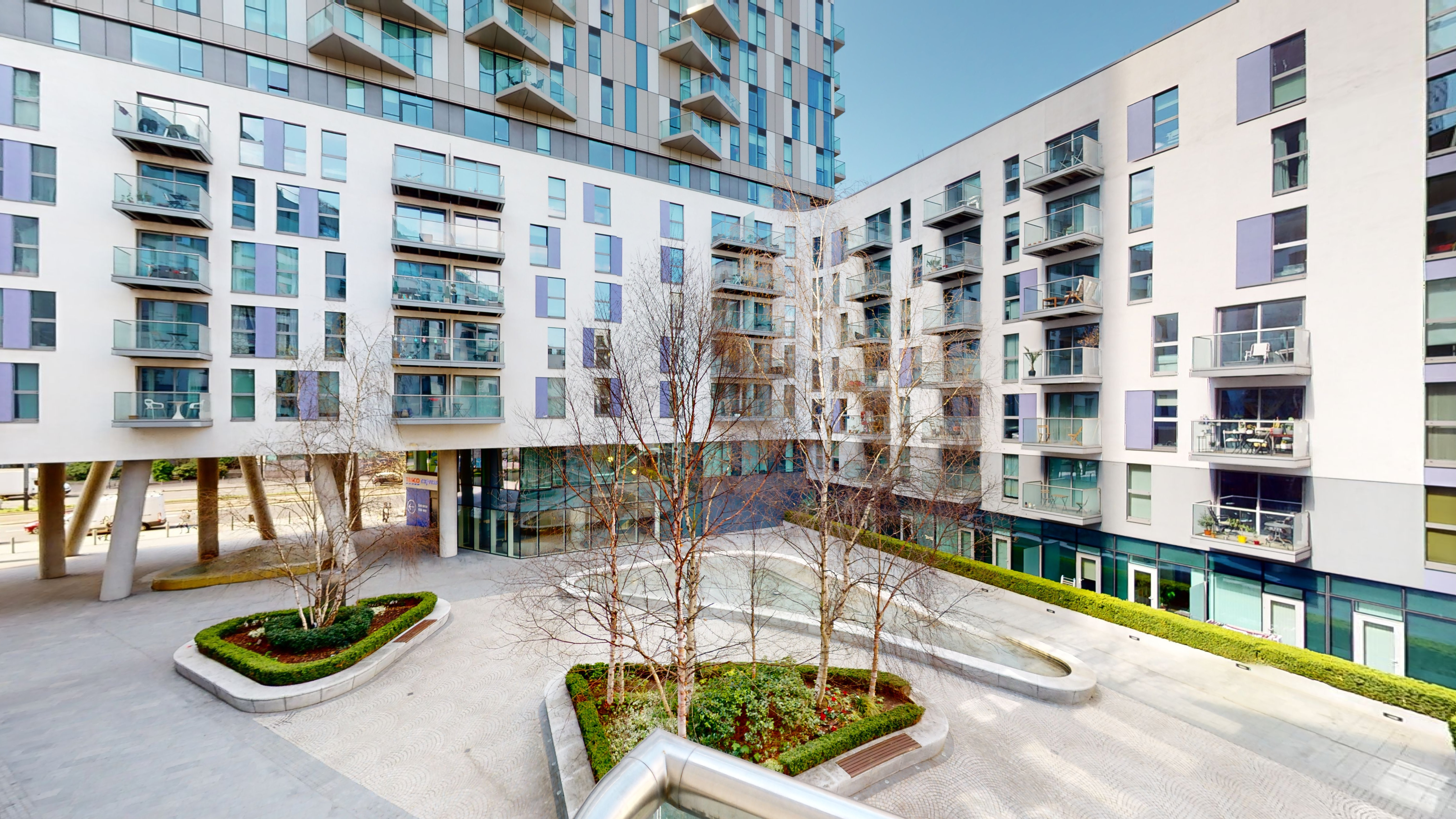 Flat 24 Keats Apartments, 6 Saffron Central Square, Croydon, CR0 2FT