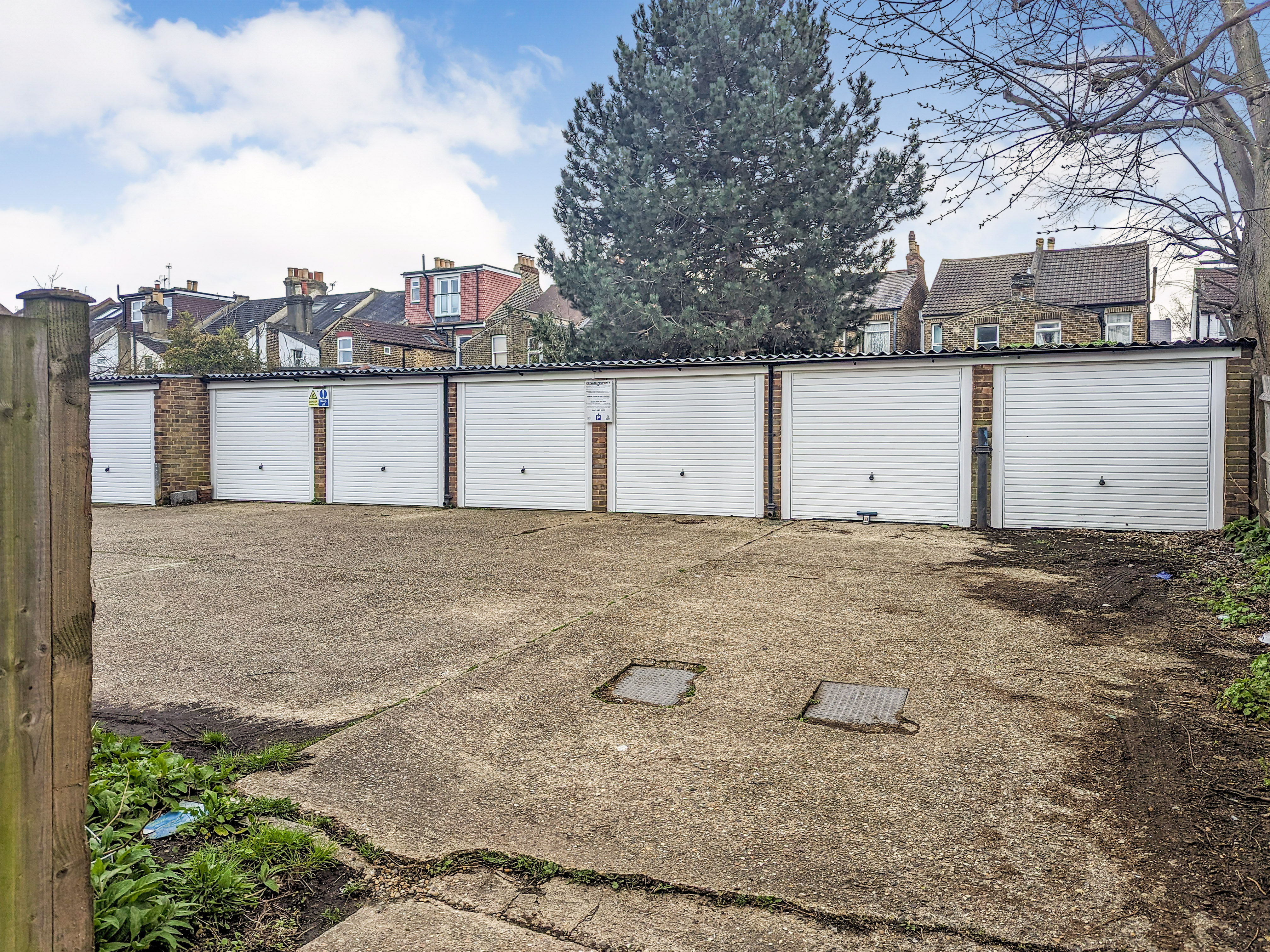 Garage 11 at the rear of 78/104 Albert Road, London, SE25 4JW