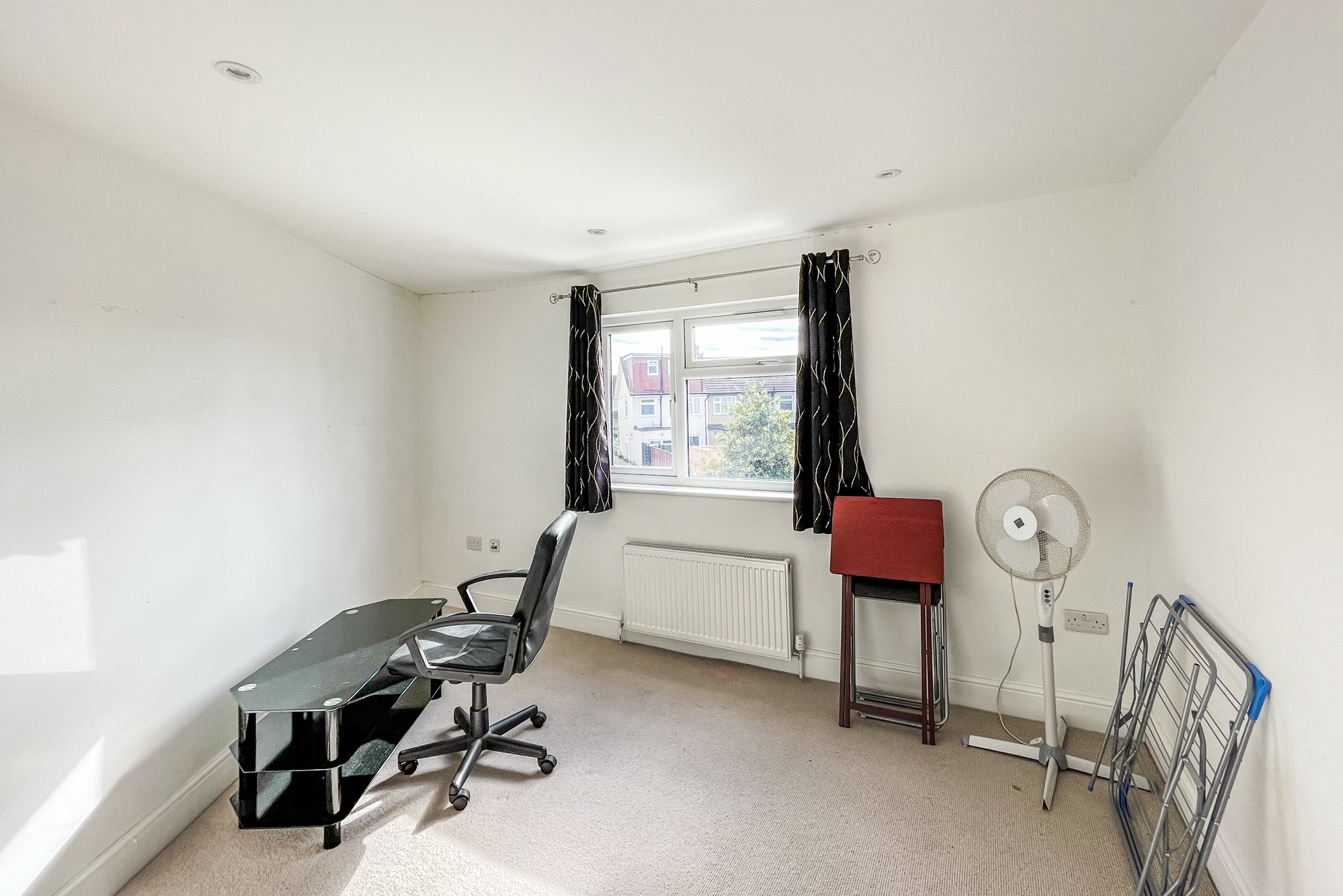 207A Turners Hill, Cheshunt, Waltham Cross, Hertfordshire, EN8 9DG