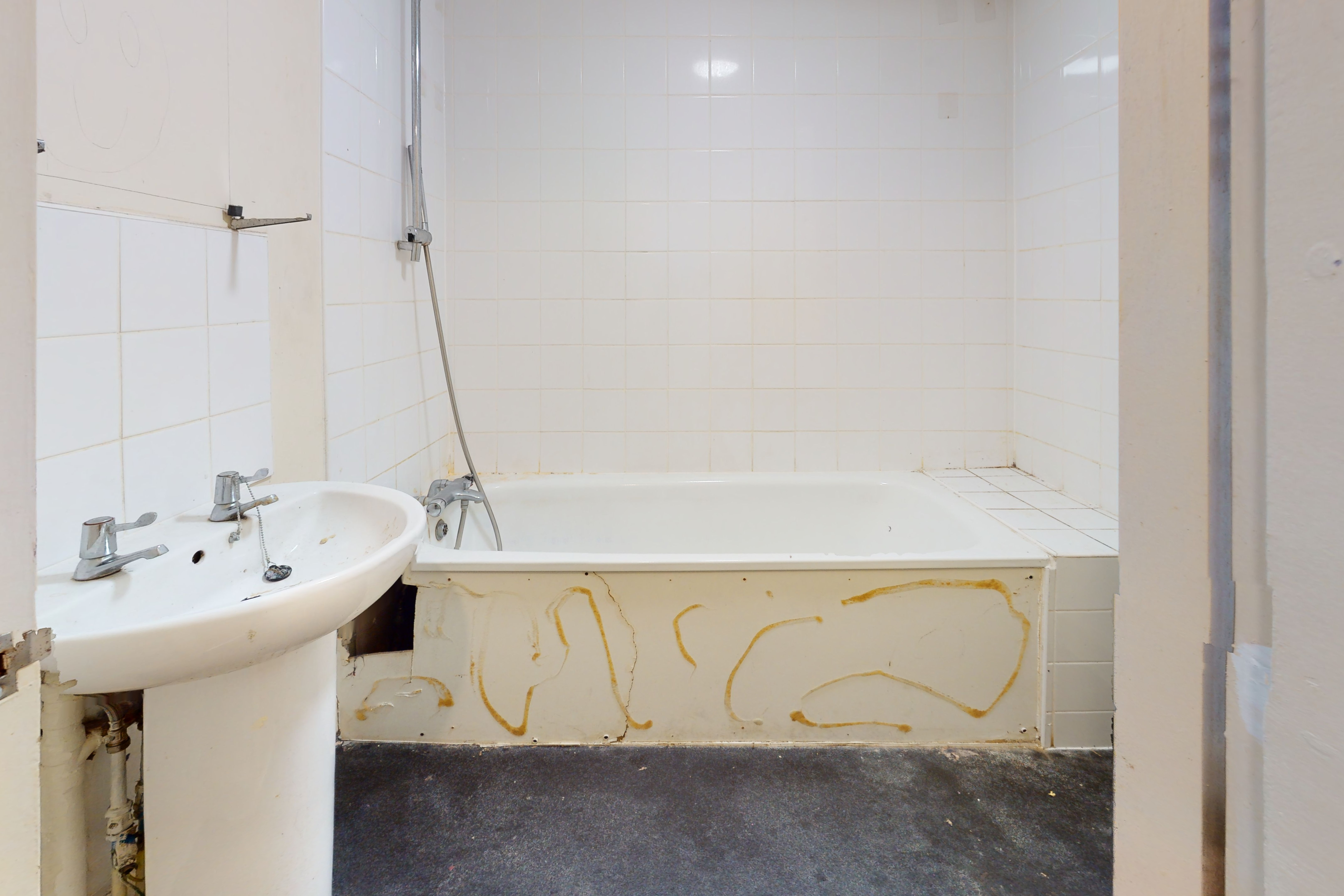 240a Cavendish Road, Balham, London SW12 0BU