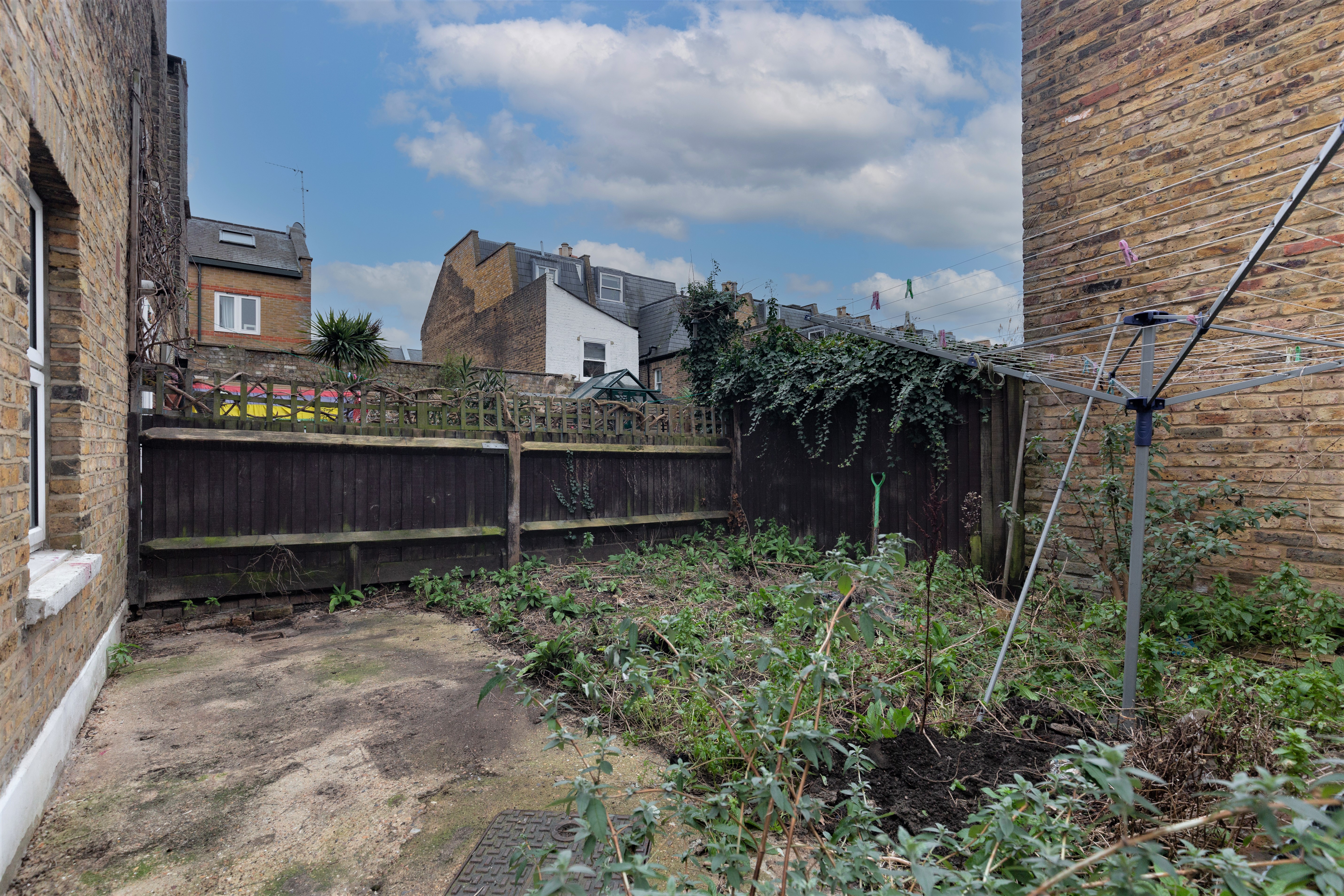 240a Cavendish Road, Balham, London SW12 0BU