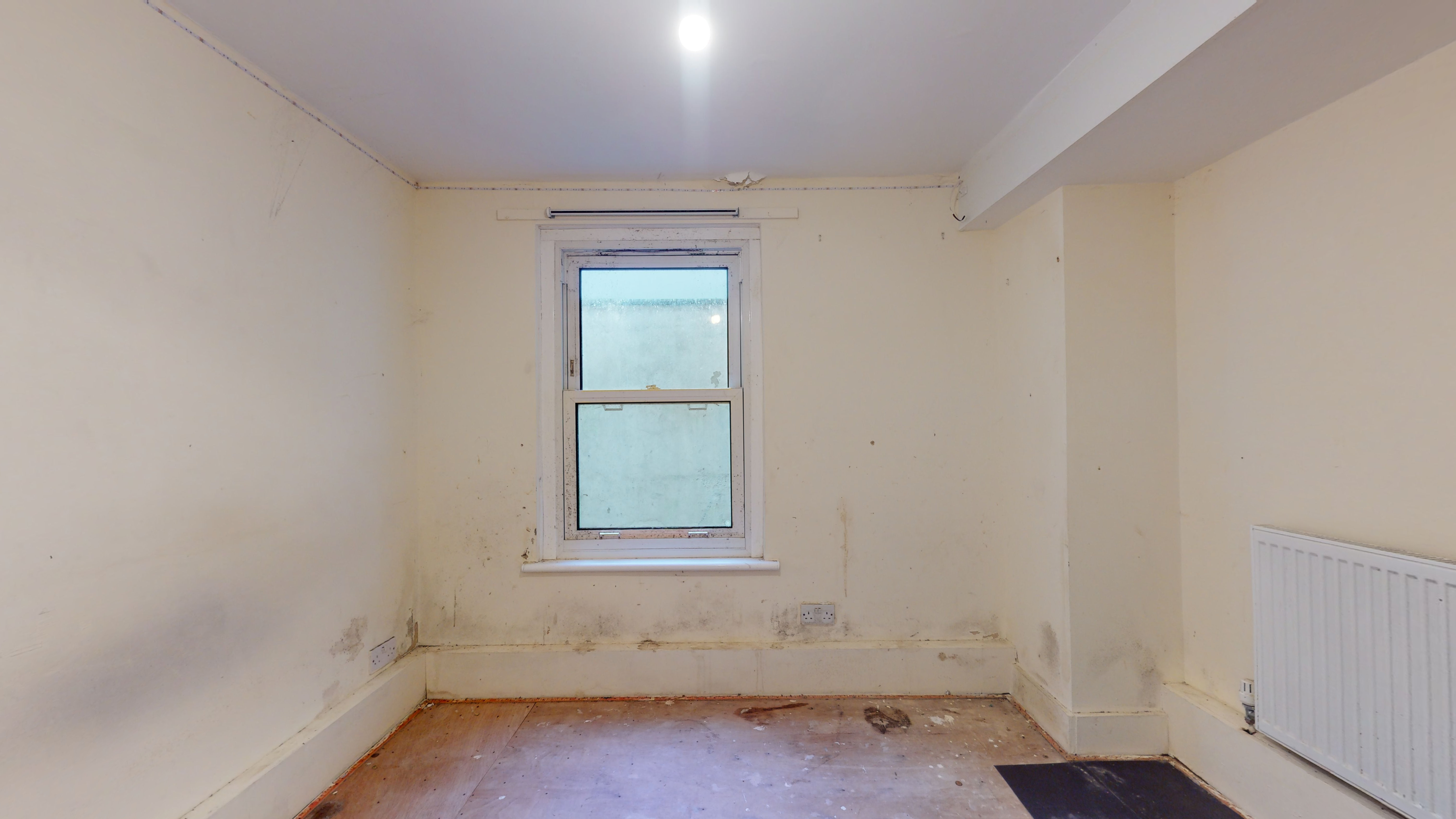 240a Cavendish Road, Balham, London SW12 0BU
