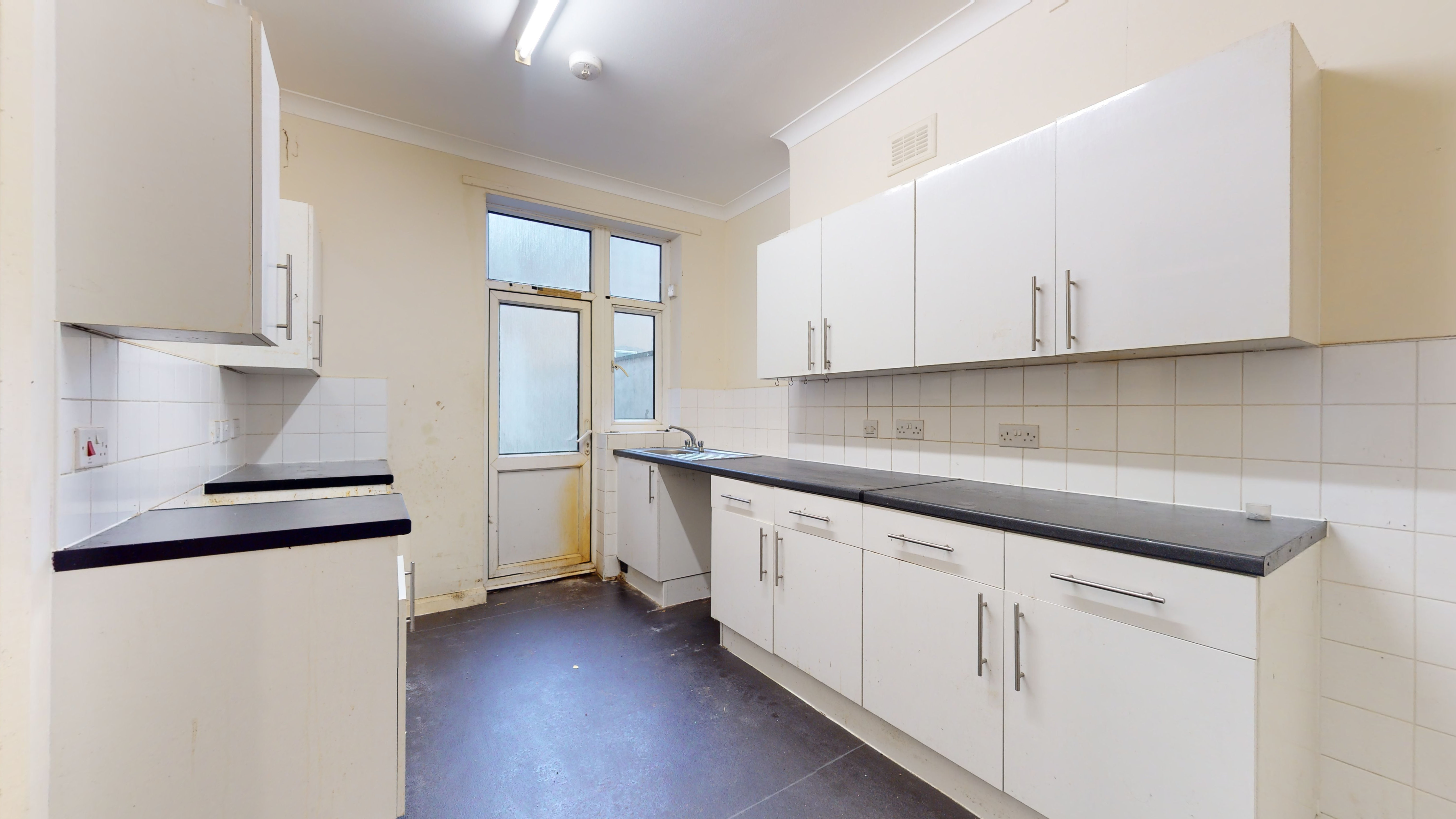 240a Cavendish Road, Balham, London SW12 0BU