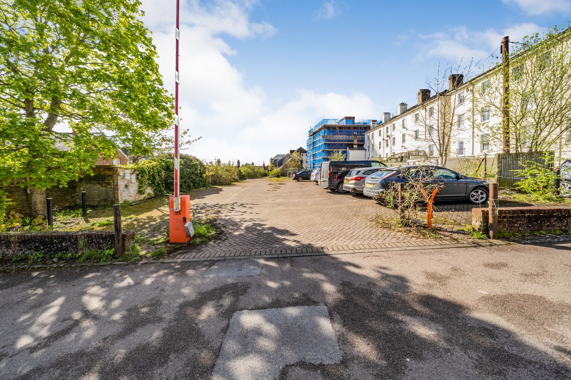 Land to the rear of 2 - 16 St Johns Road, Royal Tunbridge Wells, Kent TN4 9XG