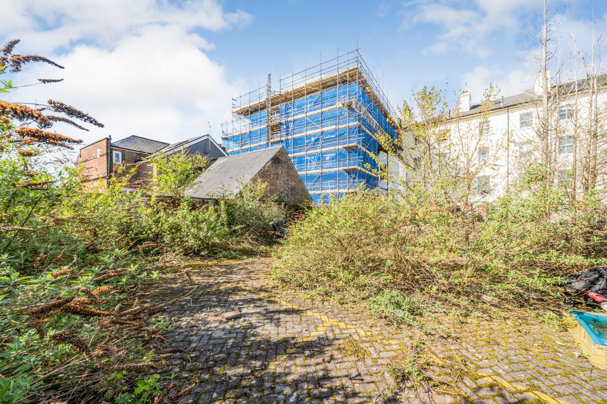 Land to the rear of 2 - 16 St Johns Road, Royal Tunbridge Wells, Kent TN4 9XG