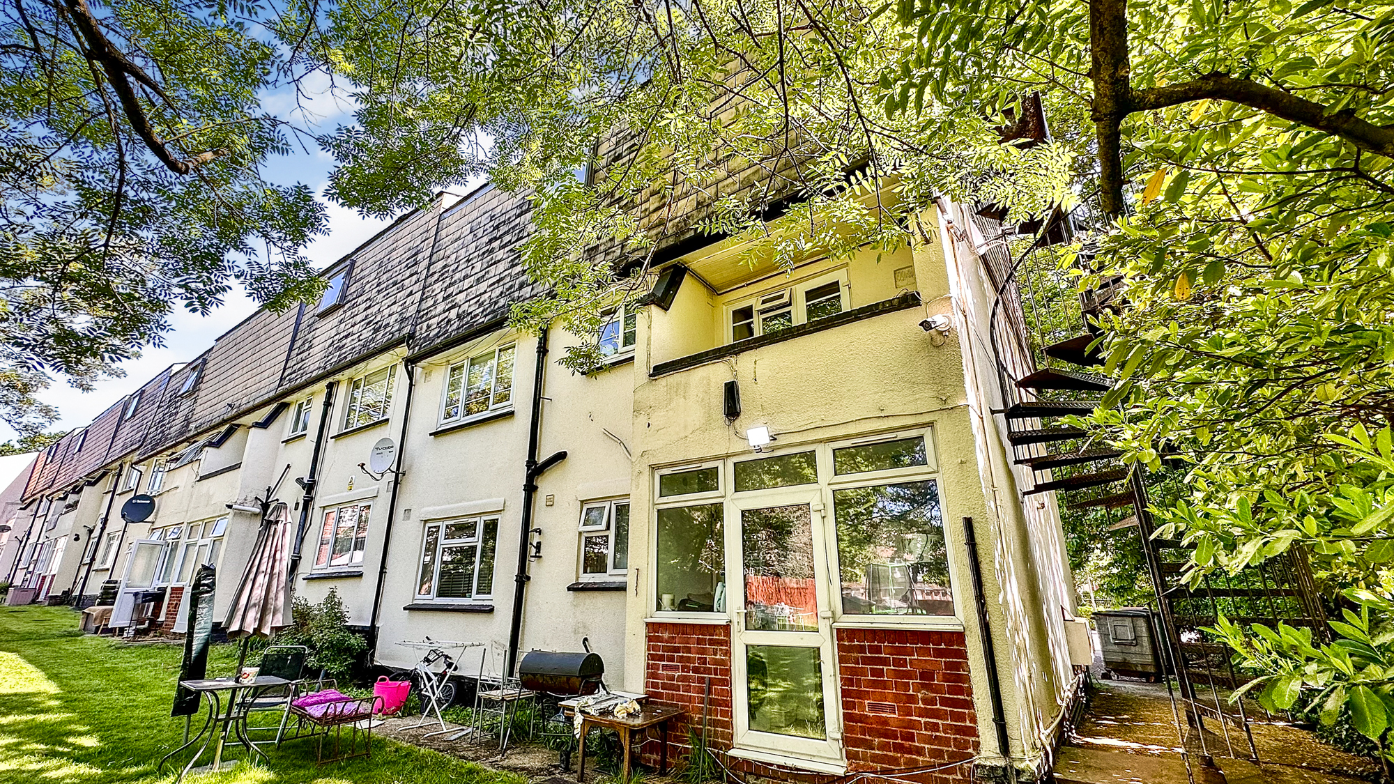 1-18 Stonegrove Court, Stonegrove, Edgware, Middlesex, HA8 7TB