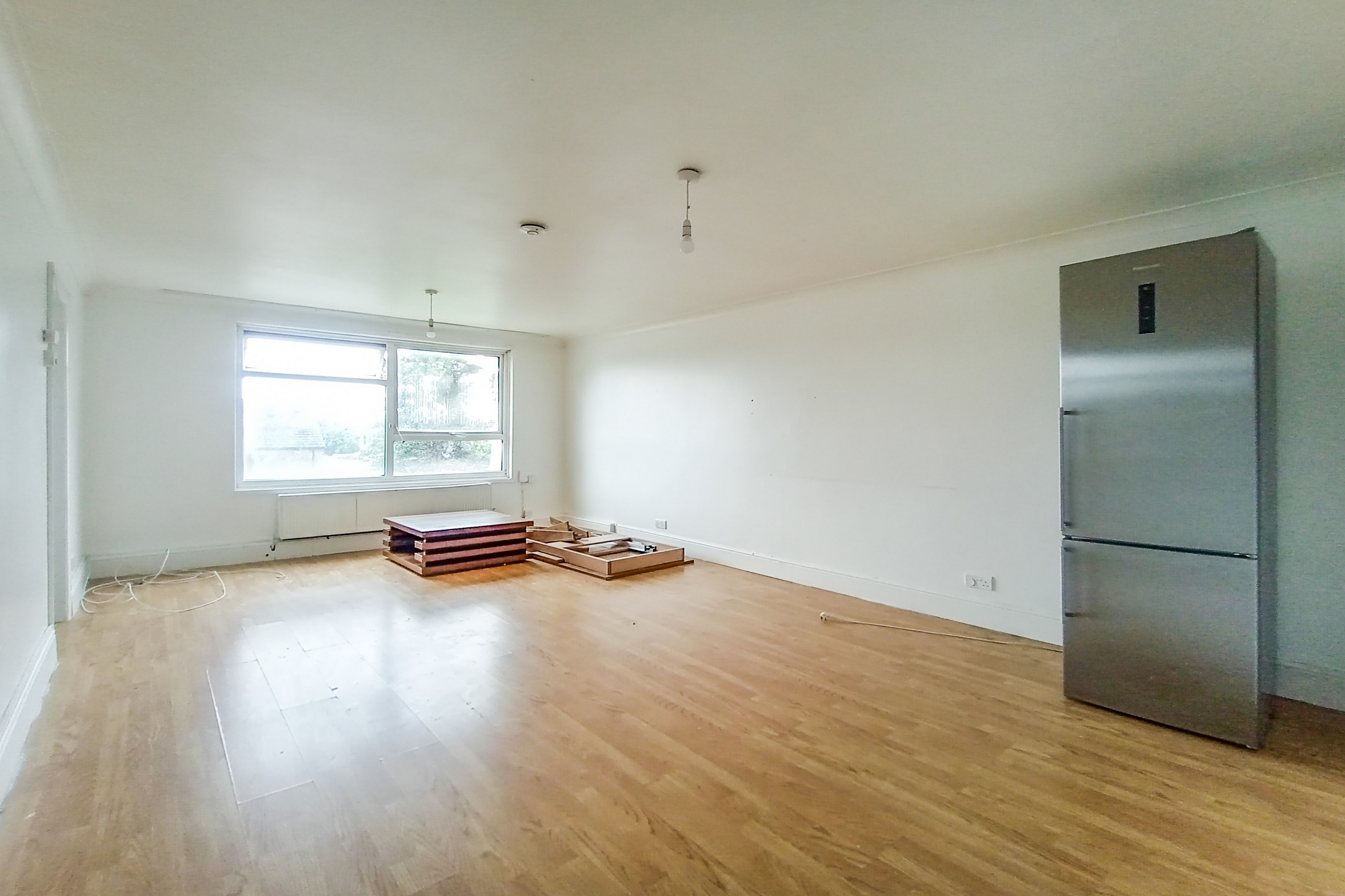 Flat 3, 131 Ordnance Road, Enfield, Middlesex, EN3 6AF