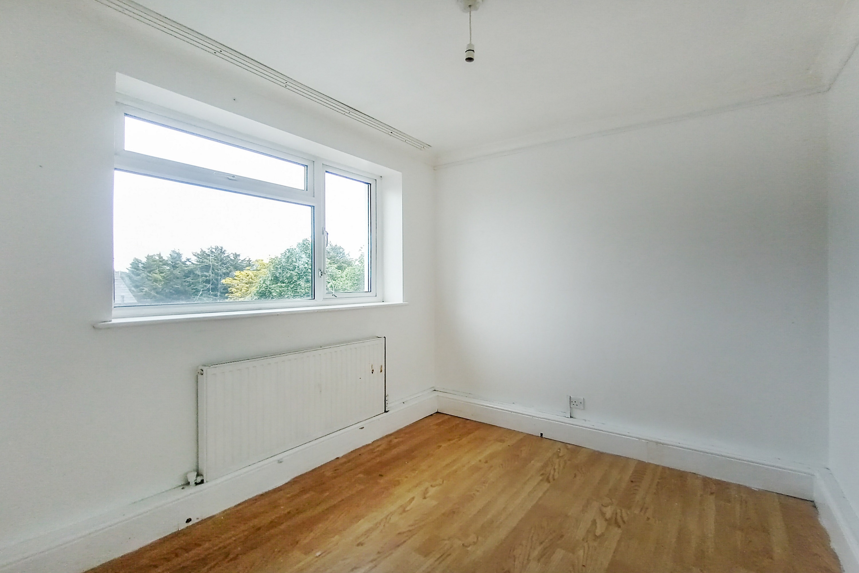 Flat 3, 131 Ordnance Road, Enfield, Middlesex, EN3 6AF