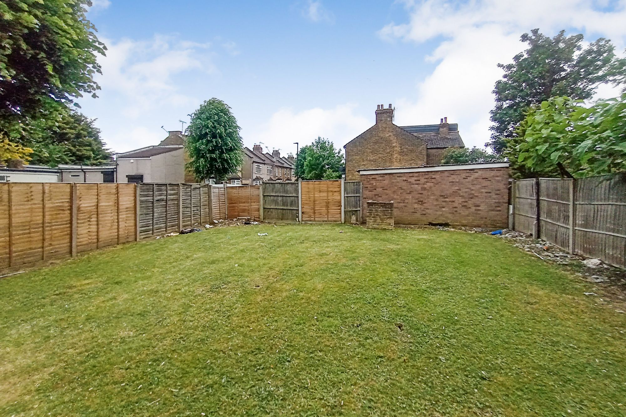 Flat 1, 131 Ordnance Road, Enfield, Middlesex, EN3 6AF
