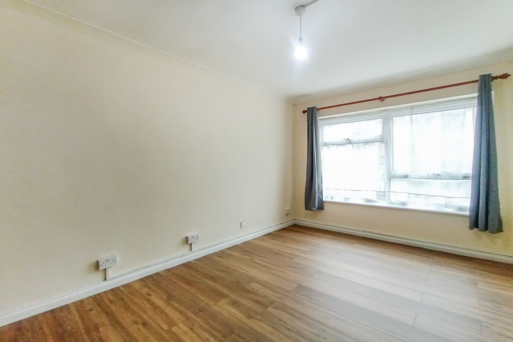 Flat 1, 131 Ordnance Road, Enfield, Middlesex, EN3 6AF