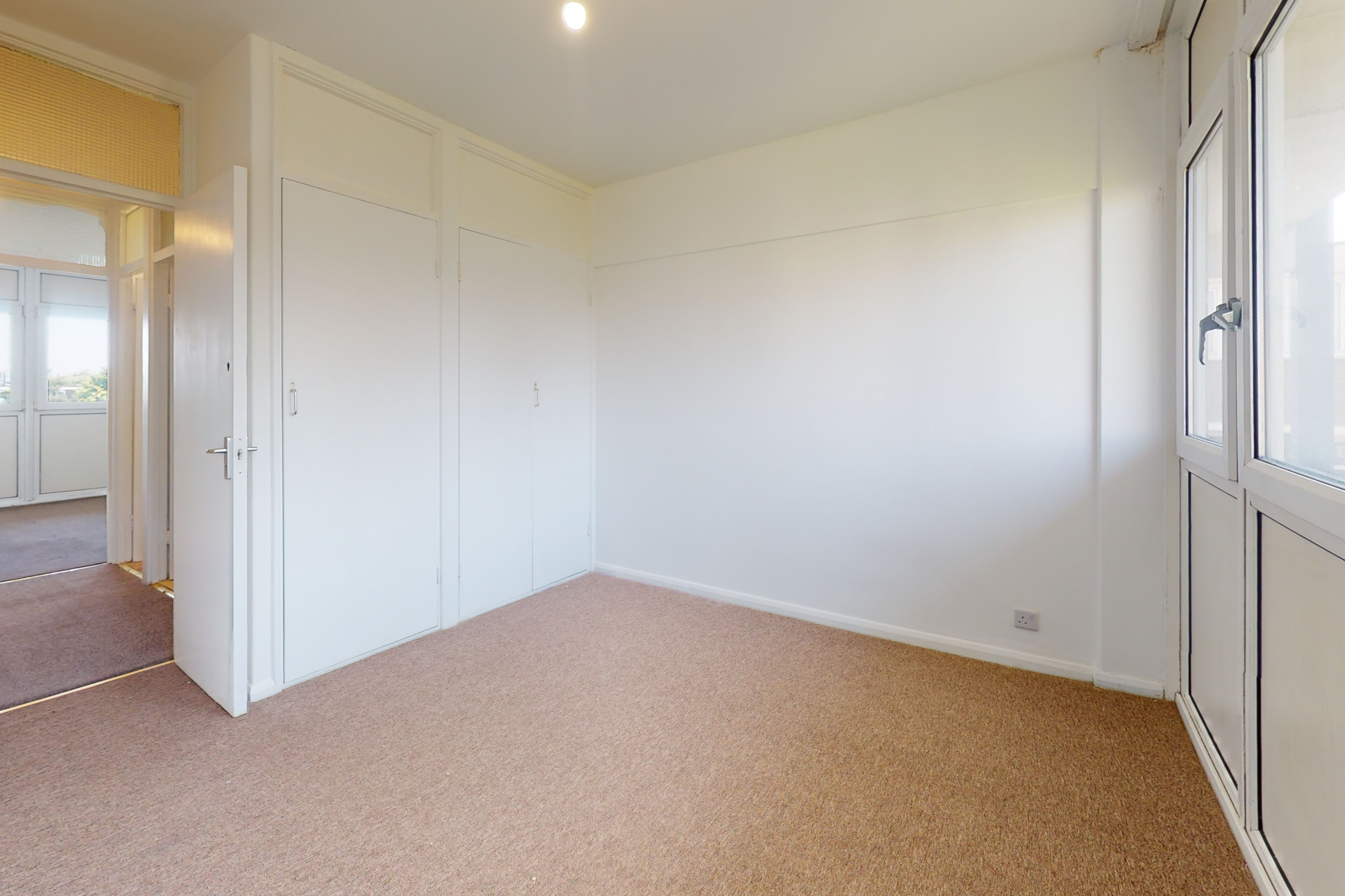 25 Barringer Square, Tooting, London, SW17 8ED