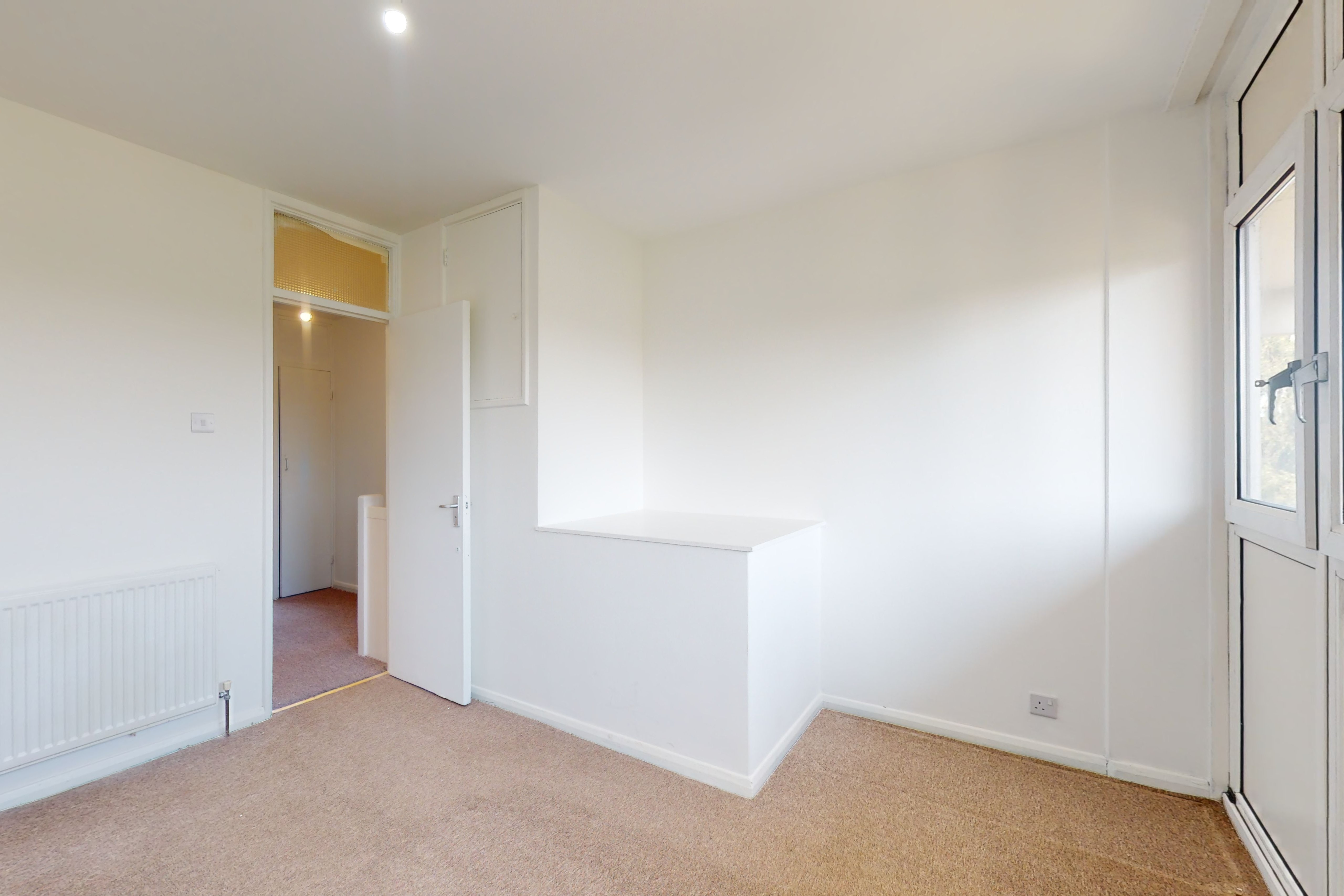 25 Barringer Square, Tooting, London, SW17 8ED
