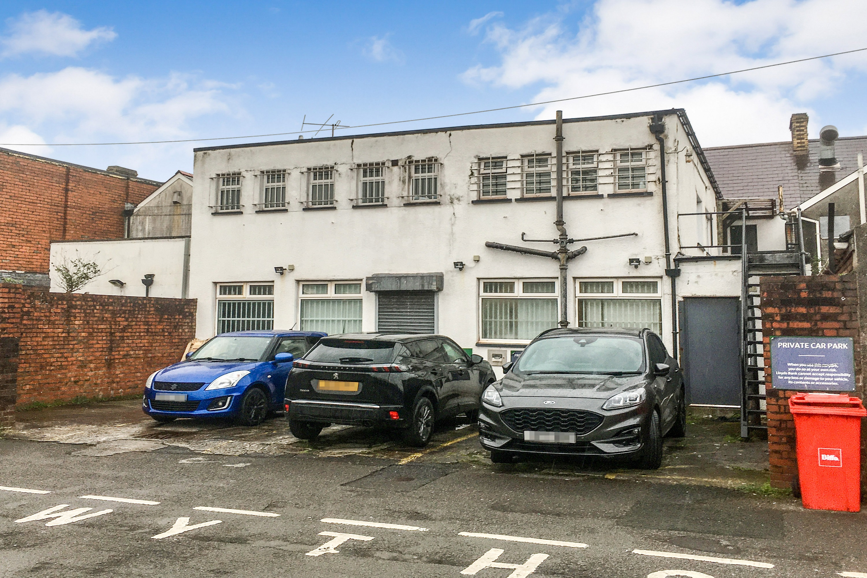 Lloyds Bank, 115-117 Station Road, Port Talbot, West Glamorgan, SA13 1NR