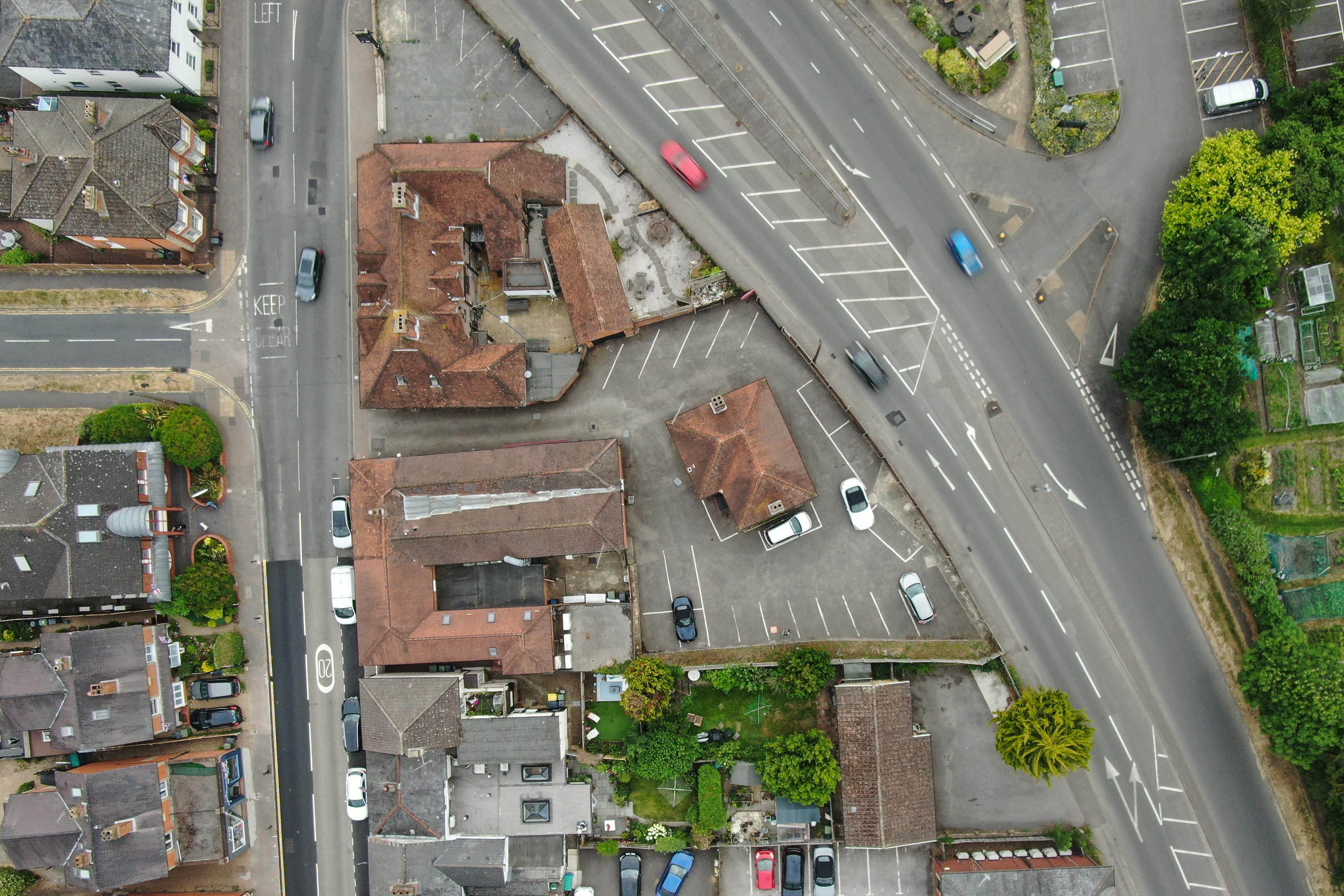 3 High Street & 70 London Road, Bagshot, Surrey, GU19 5AG