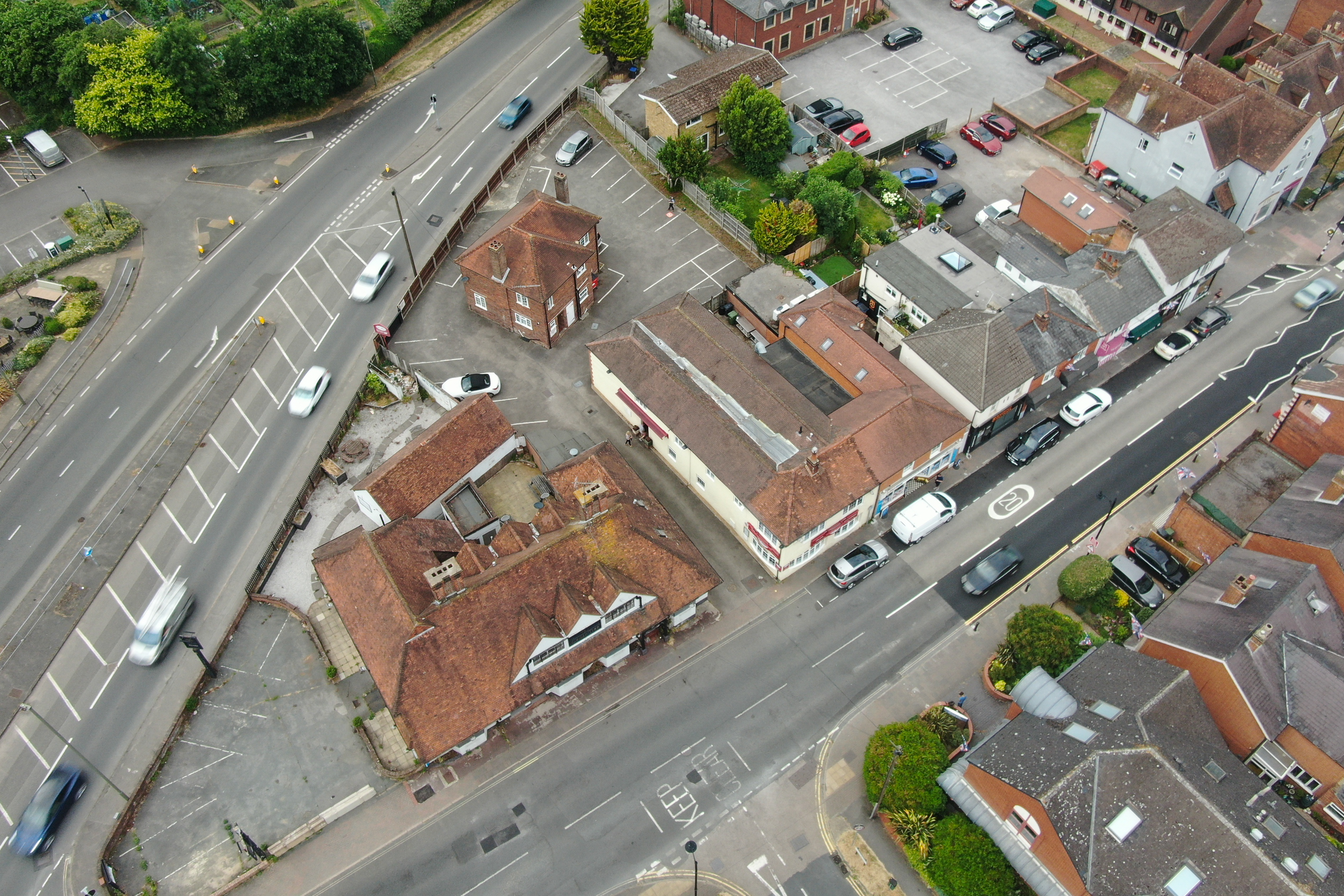 3 High Street & 70 London Road, Bagshot, Surrey, GU19 5AG
