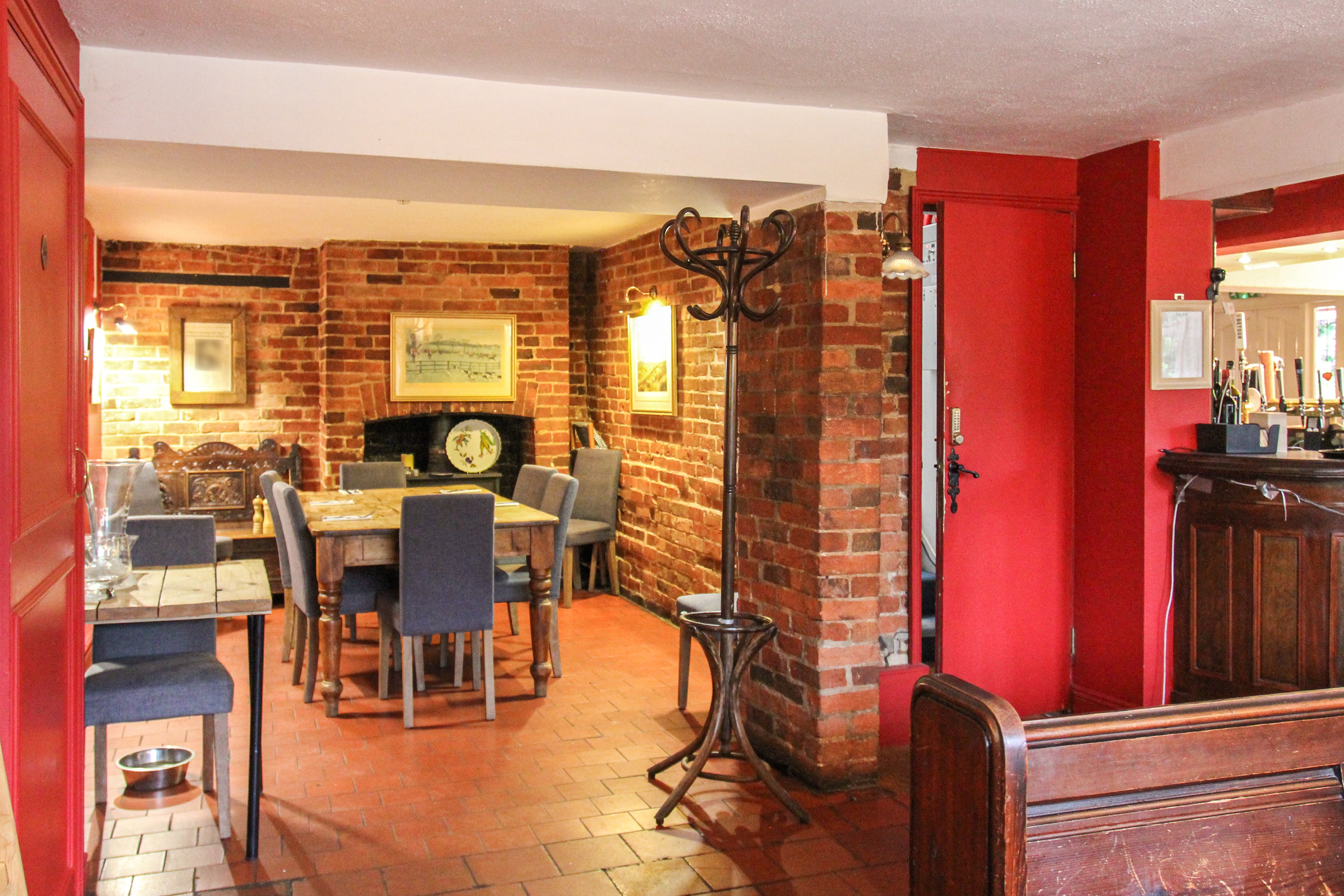 The Red House, Marsh Benham, Newbury, RG20 8LY
