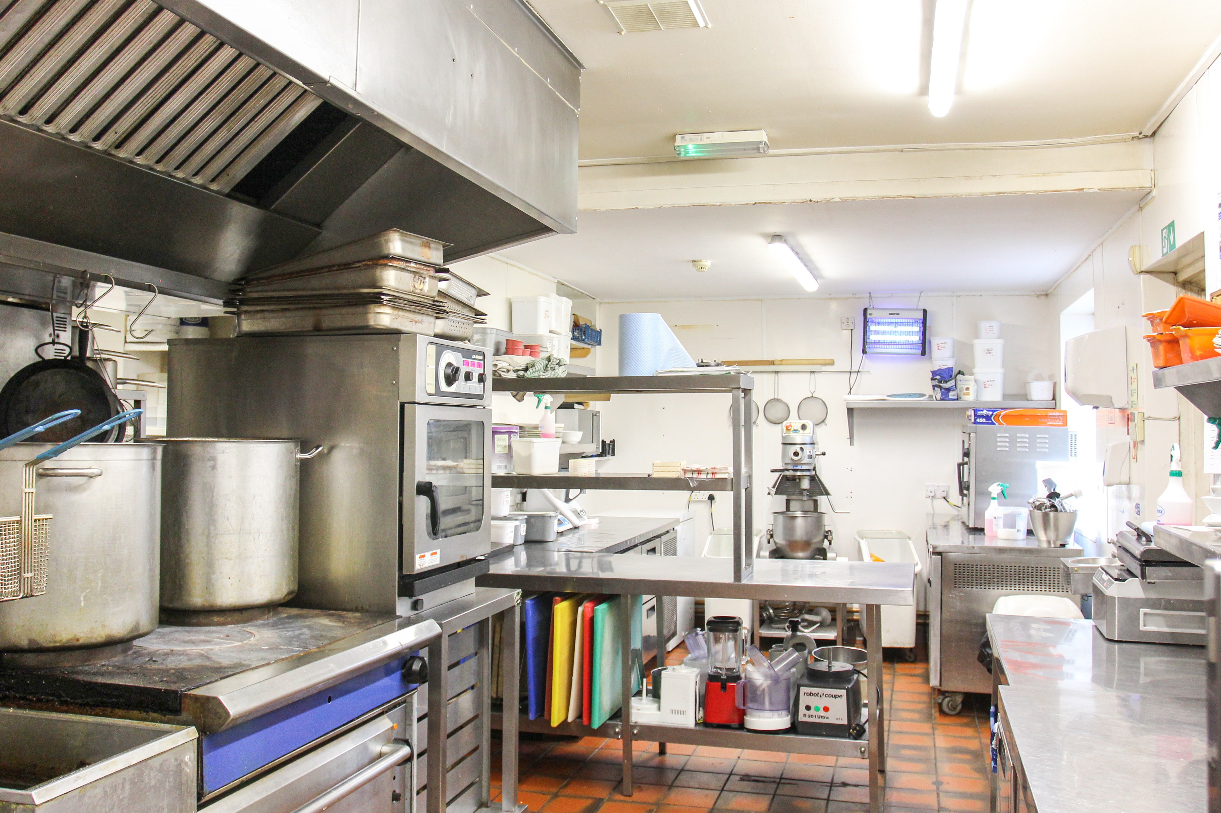 The Red House, Marsh Benham, Newbury, RG20 8LY